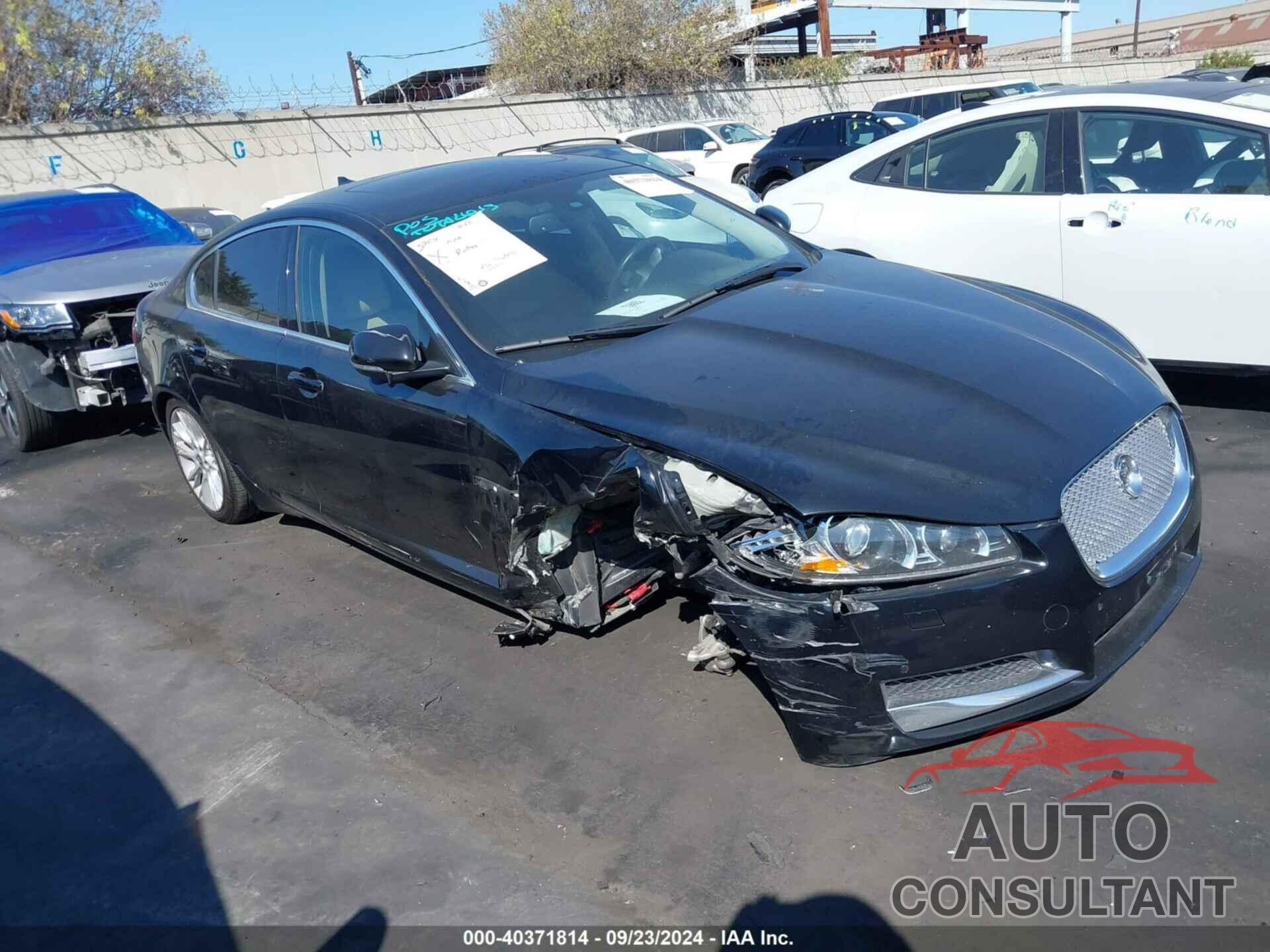 JAGUAR XF 2013 - SAJWA0E71D8S91484