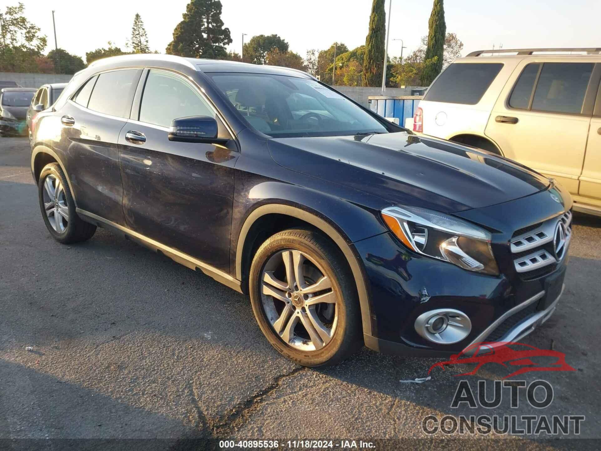 MERCEDES-BENZ GLA 250 2019 - WDCTG4GB1KU004426