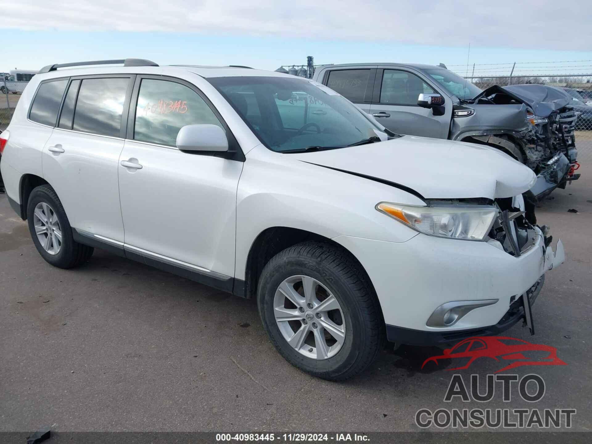 TOYOTA HIGHLANDER 2011 - 5TDBK3EH0BS062162