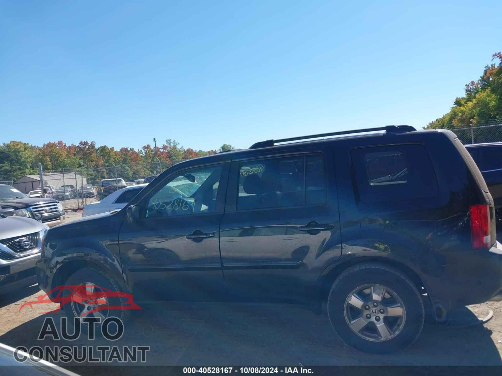 HONDA PILOT 2011 - 5FNYF4H55BB057629