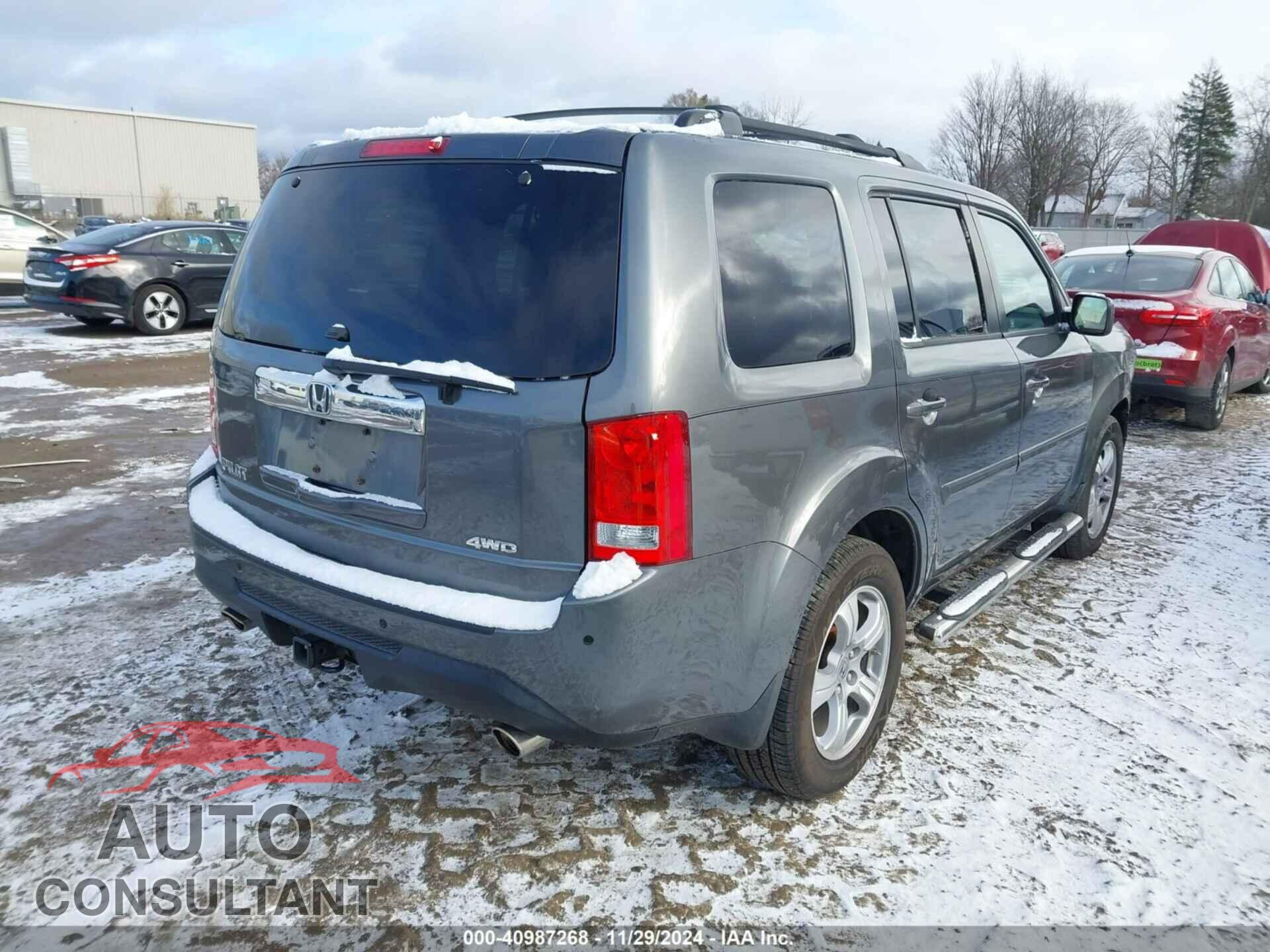 HONDA PILOT 2012 - 5FNYF4H52CB013539