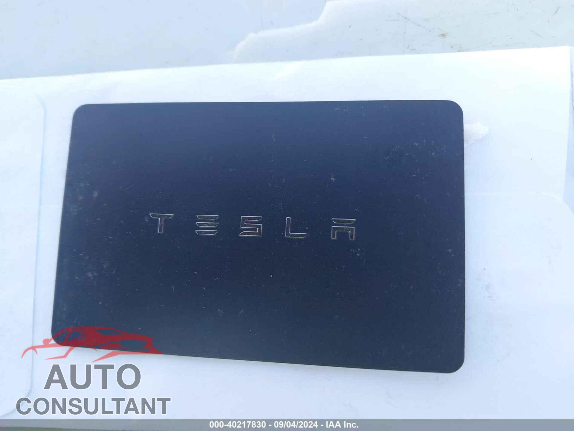 TESLA MODEL 3 2019 - 5YJ3E1EB0KF492919