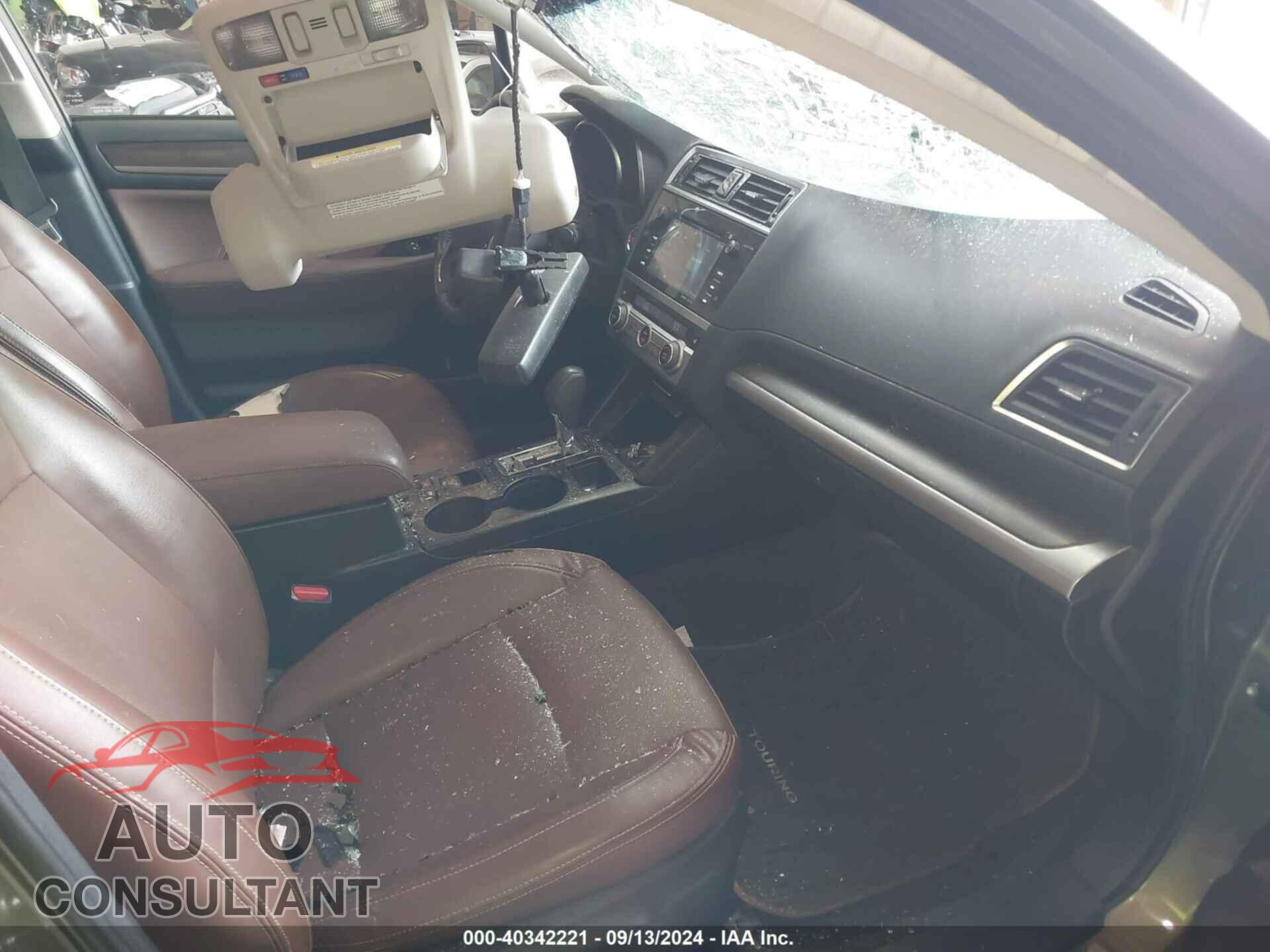 SUBARU OUTBACK 2017 - 4S4BSATC0H3315501
