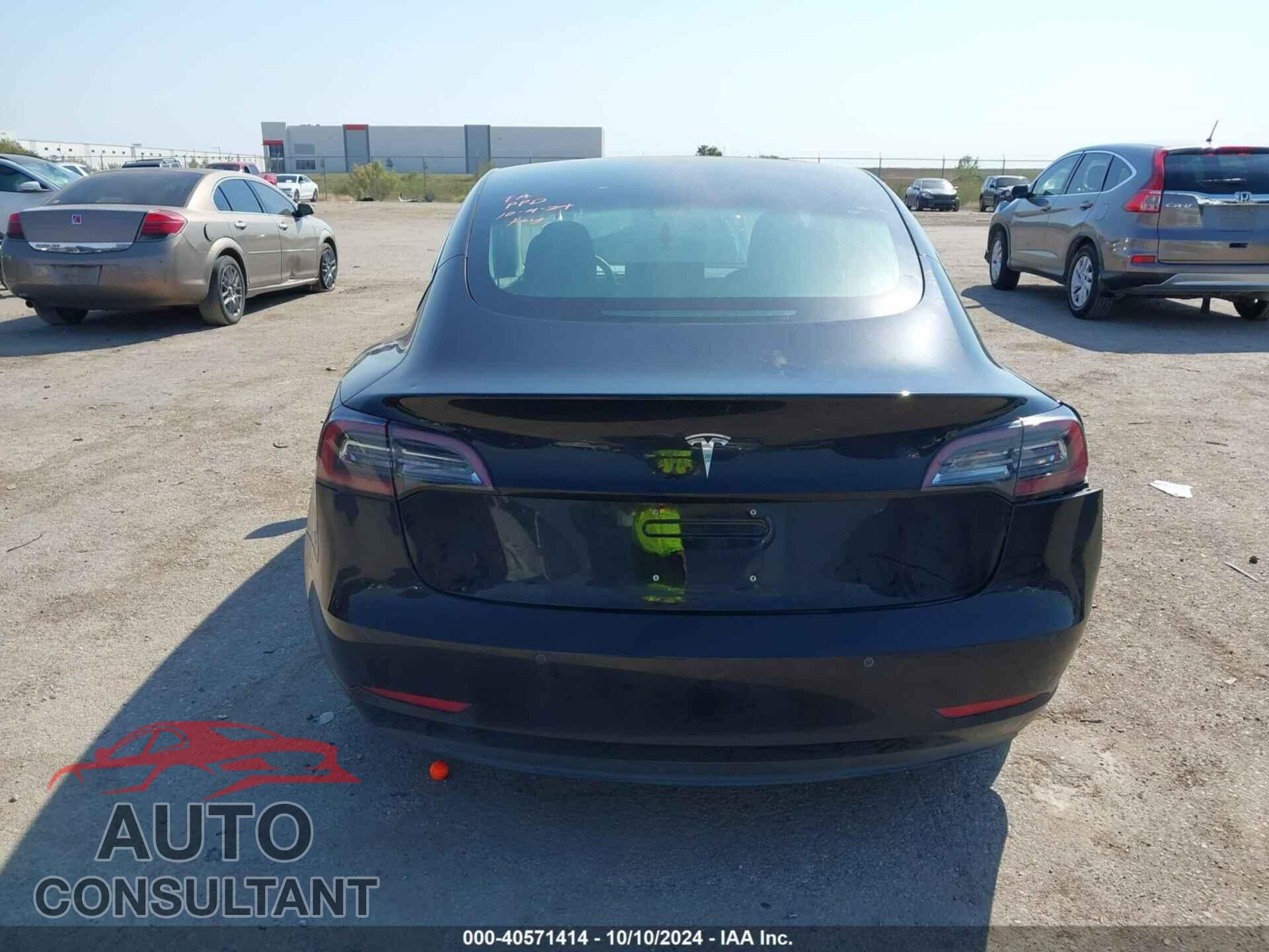 TESLA MODEL 3 2018 - 5YJ3E1EAXJF070355