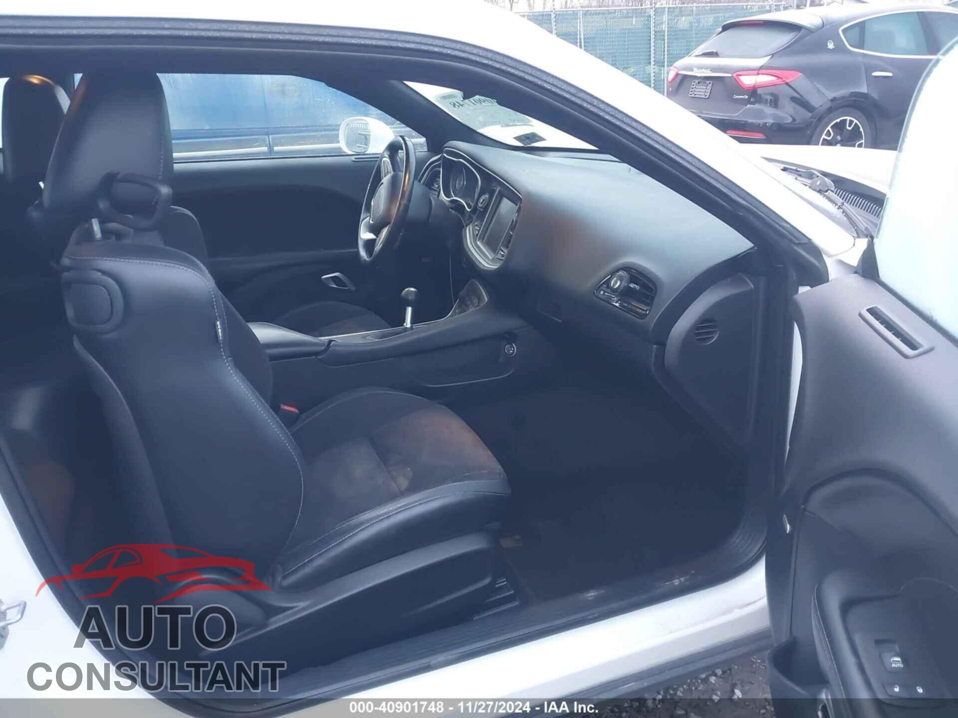 DODGE CHALLENGER 2015 - 2C3CDZFJ0FH700700