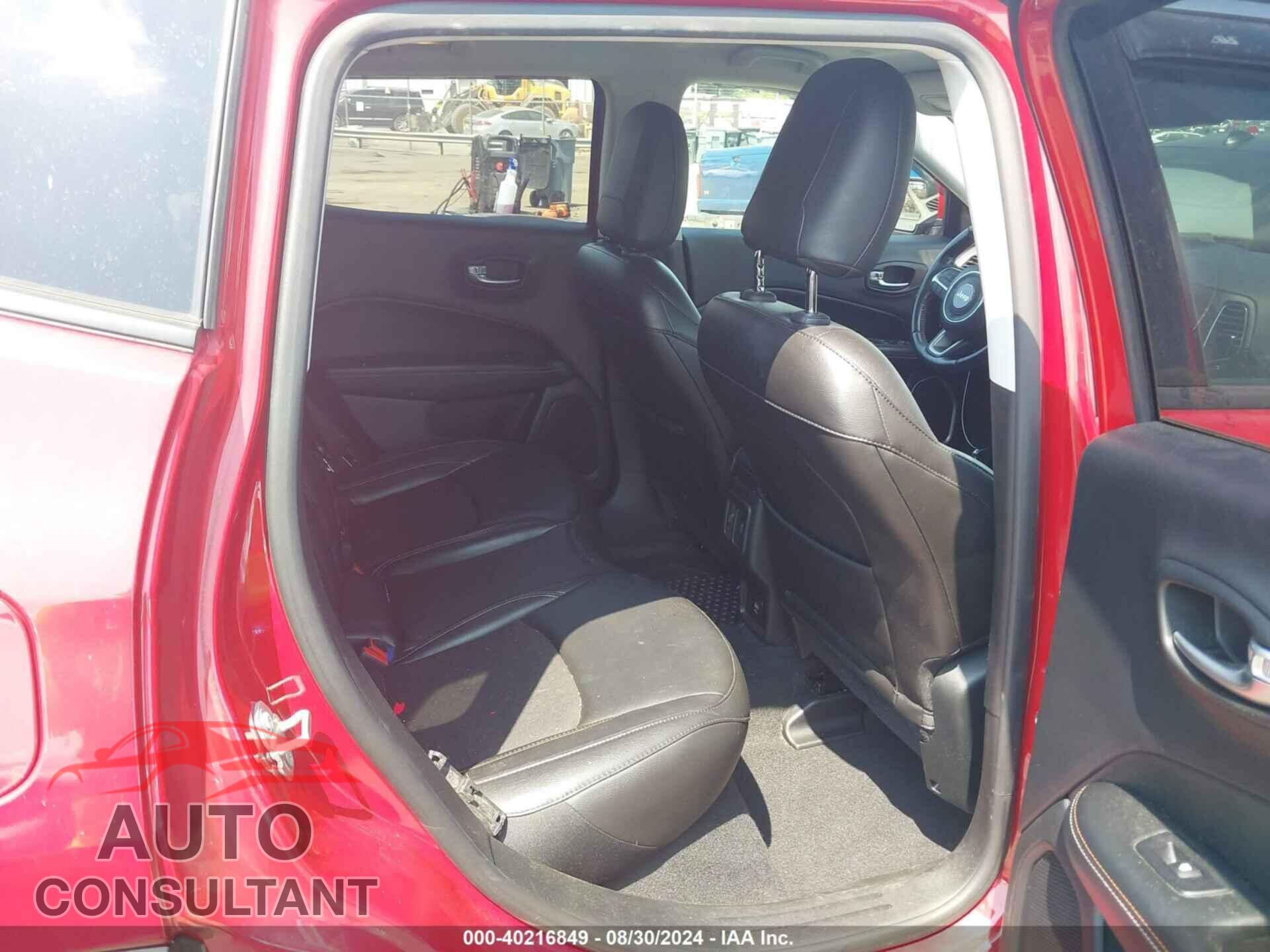 JEEP COMPASS 2020 - 3C4NJDBB6LT219531