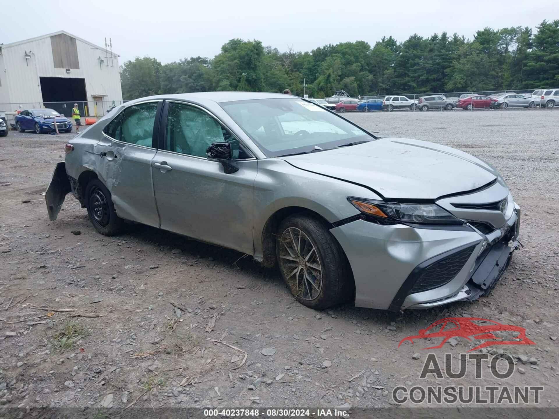 TOYOTA CAMRY 2024 - 4T1G11BK3RU116620