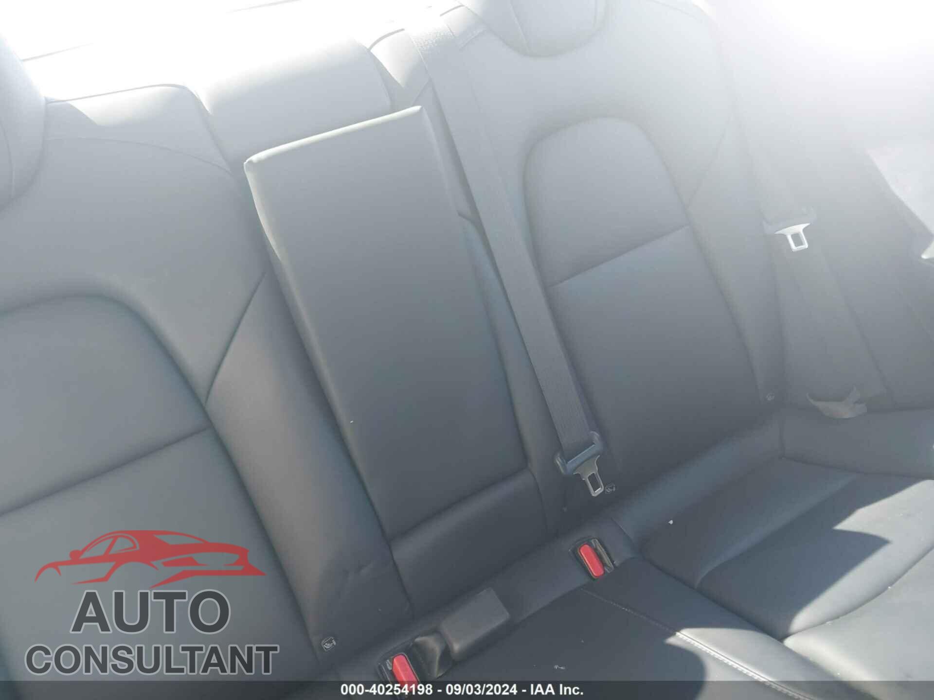 TESLA MODEL 3 2022 - 5YJ3E1EB9NF299351