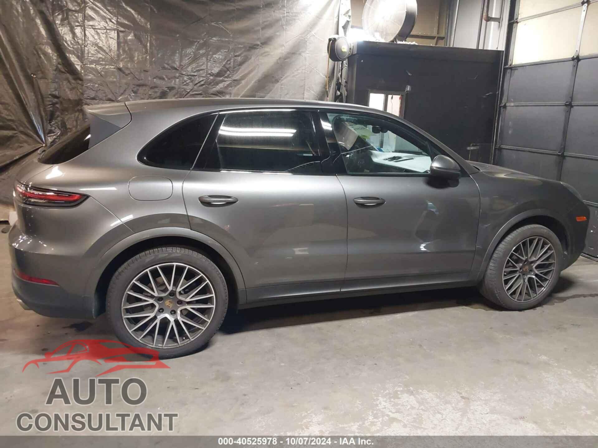 PORSCHE CAYENNE 2019 - WP1AA2AY3KDA07519