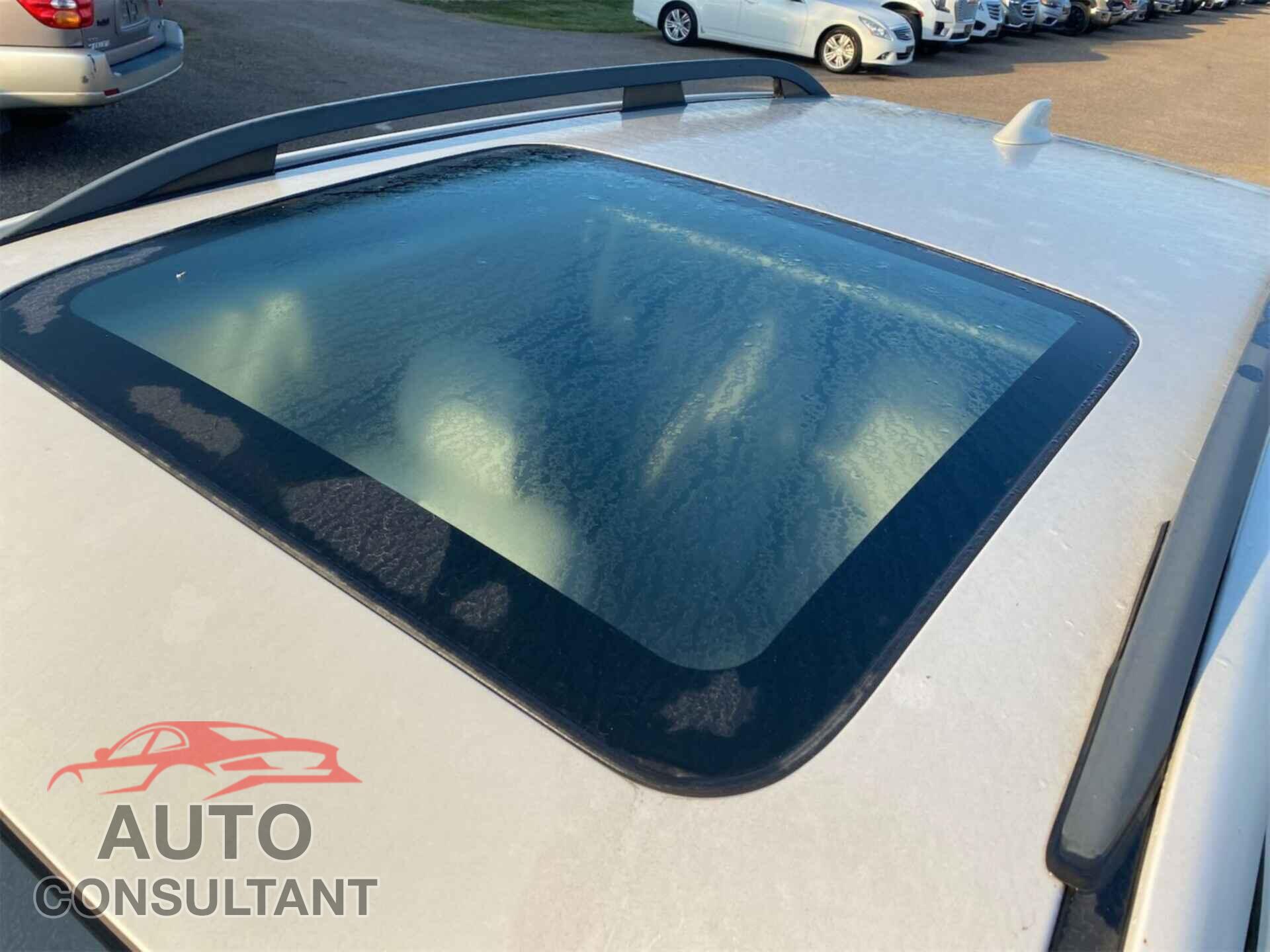 SUBARU FORESTER 2018 - JF2SJAGC3JH591294