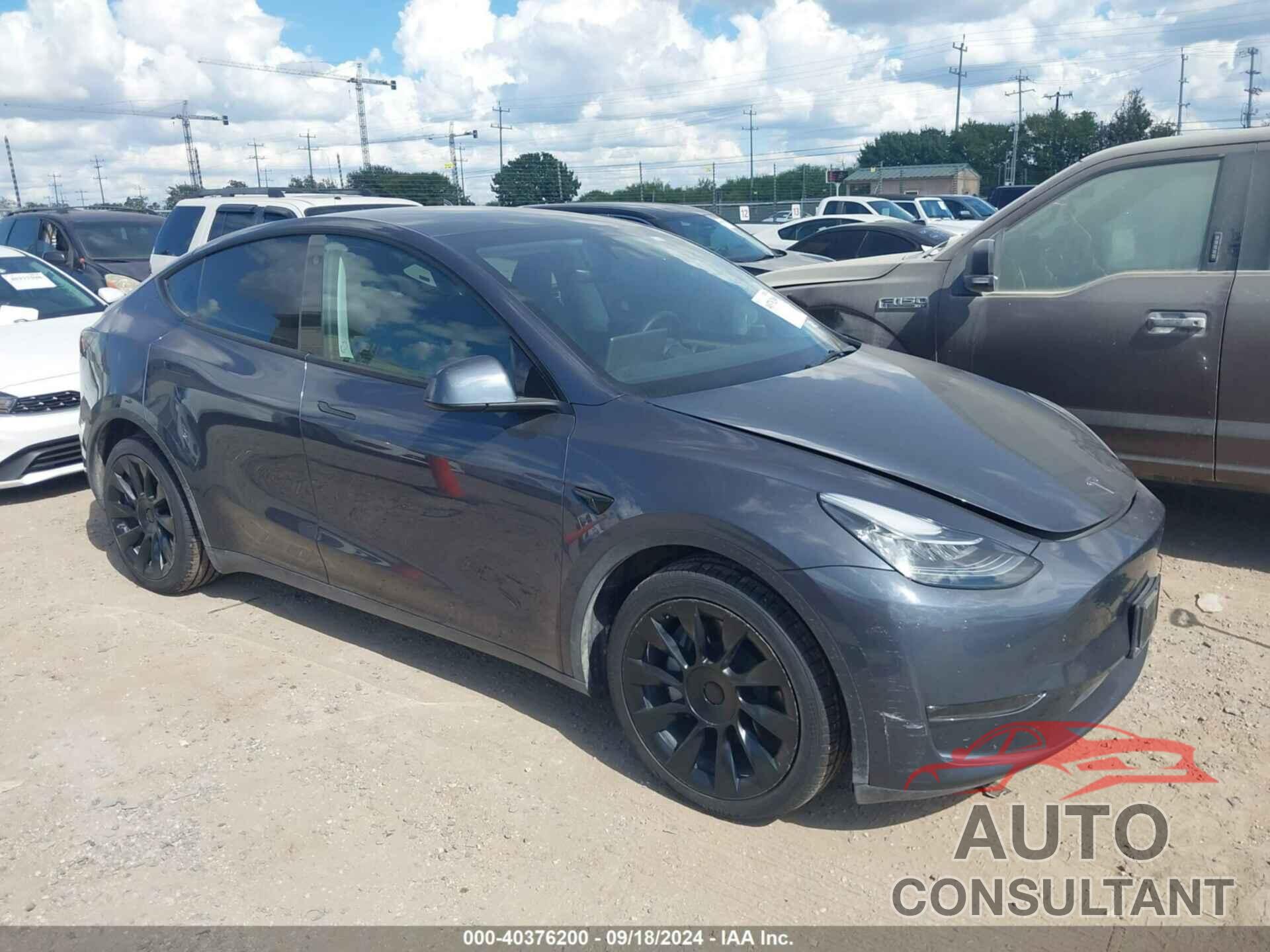 TESLA MODEL Y 2023 - 7SAYGDEE3PA050610