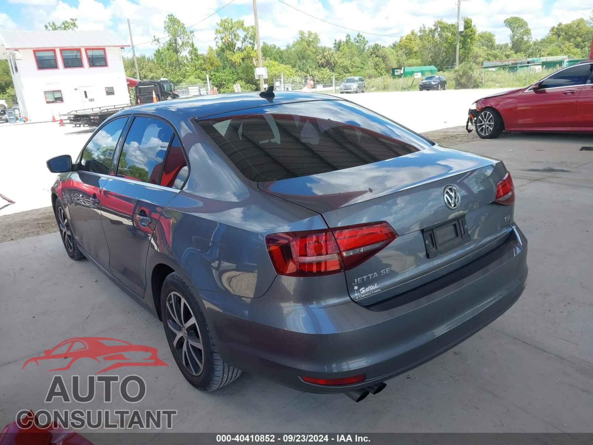 VOLKSWAGEN JETTA 2017 - 3VWDB7AJ4HM238659