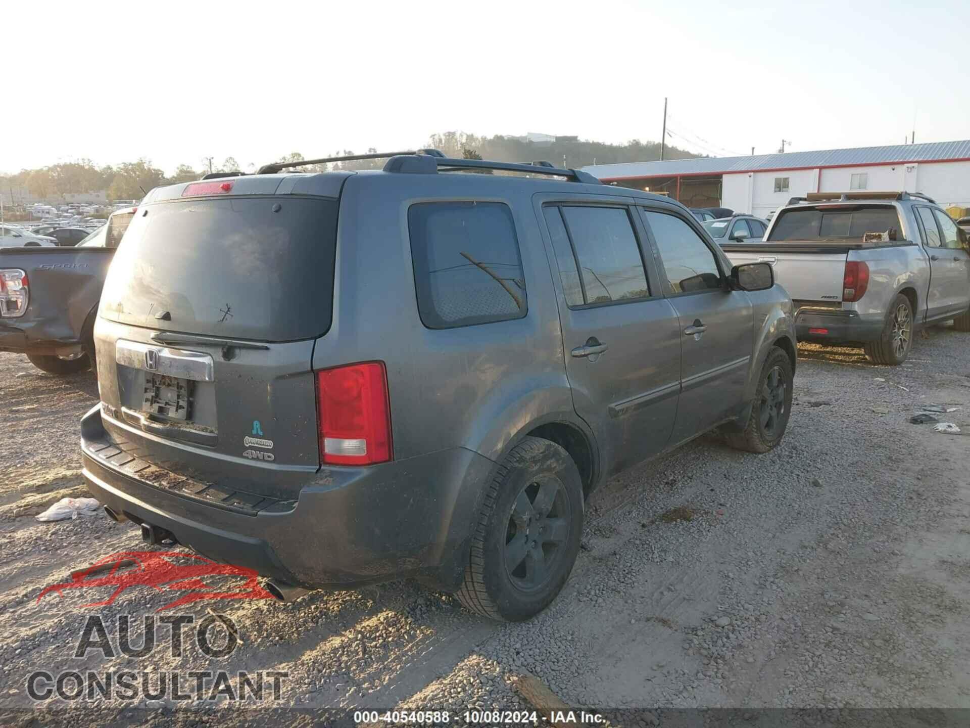 HONDA PILOT 2011 - 5FNYF4H59BB016095