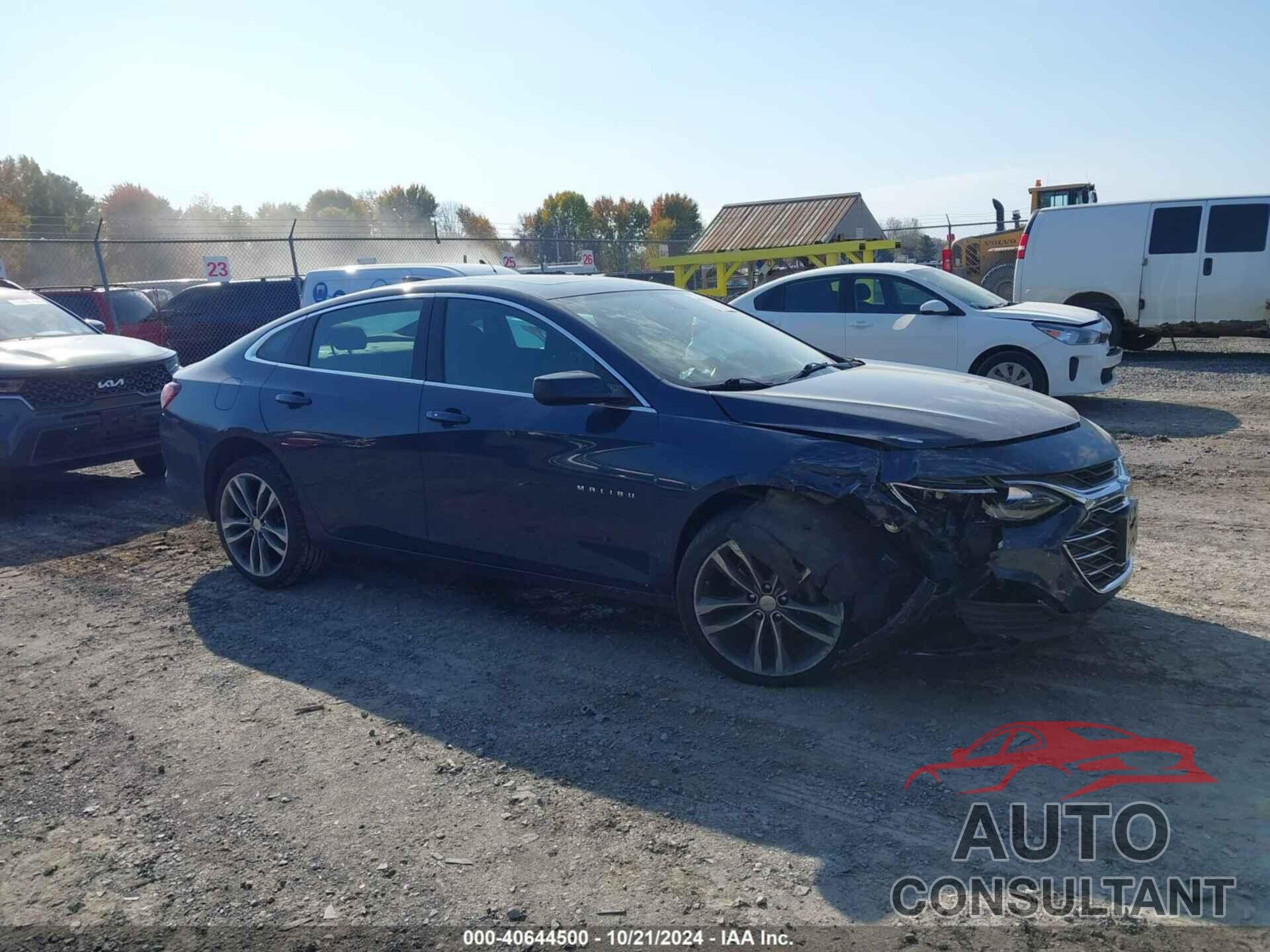 CHEVROLET MALIBU 2021 - 1G1ZD5ST8MF044615