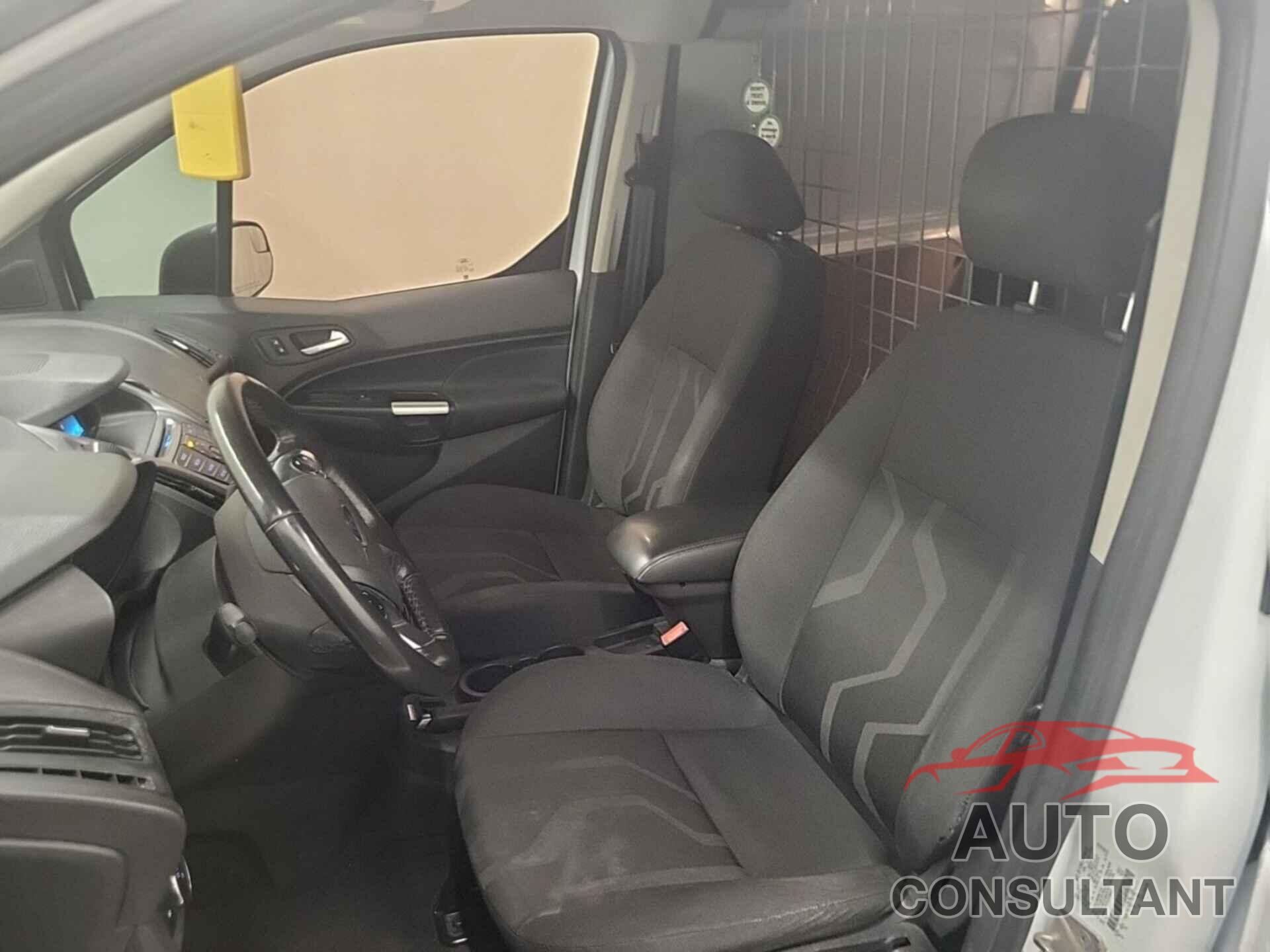 FORD TRANSIT CONNECT 2018 - NM0LS7F71J1359841