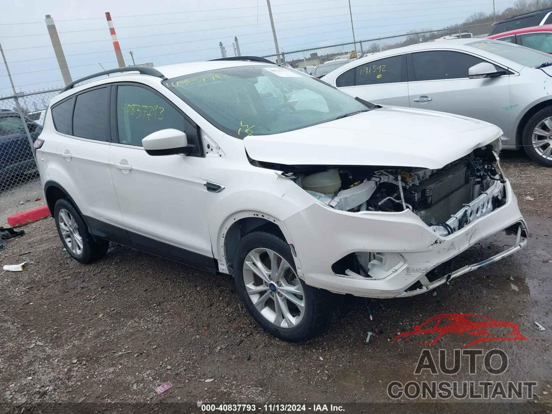 FORD ESCAPE 2018 - 1FMCU9GD7JUB70098