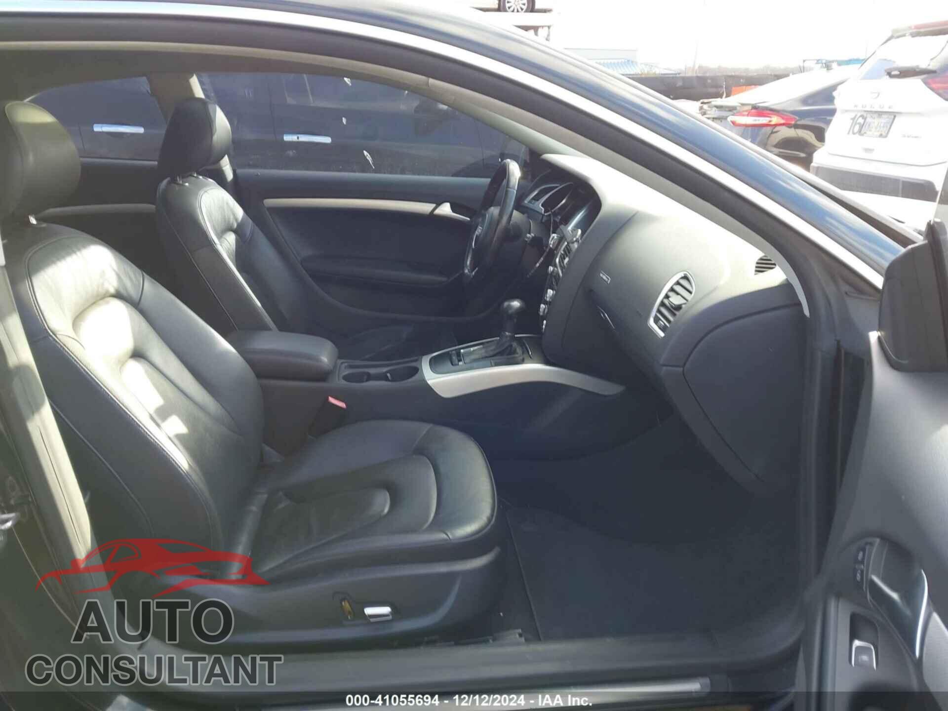 AUDI A5 2013 - WAUCFAFR8DA011736