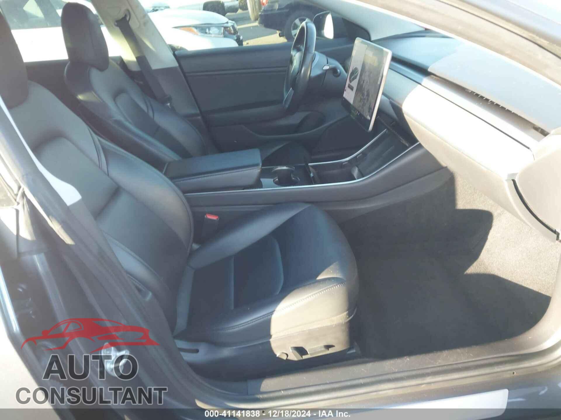 TESLA MODEL 3 2019 - 5YJ3E1EB9KF191825