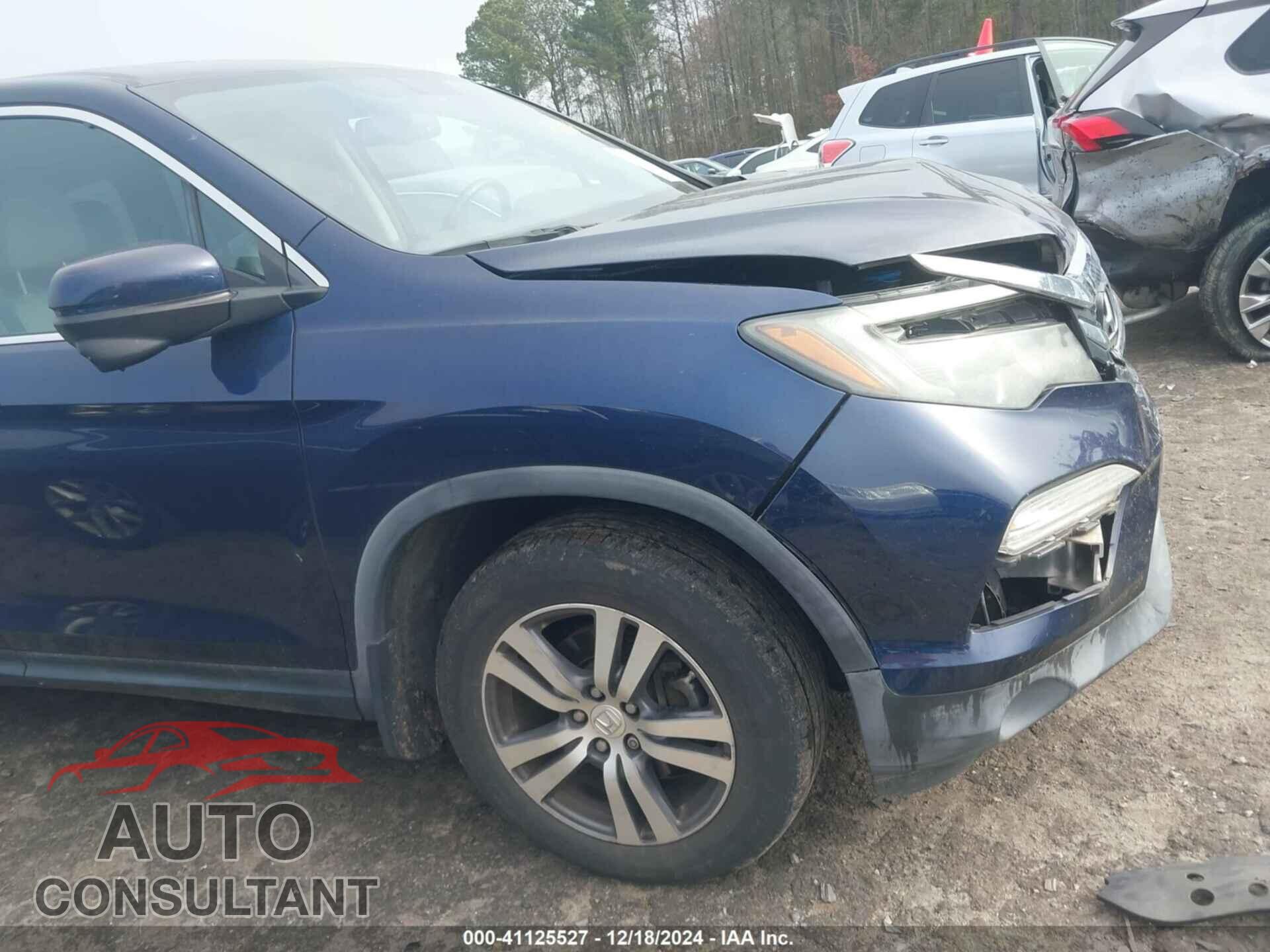 HONDA PILOT 2017 - 5FNYF6H83HB003745