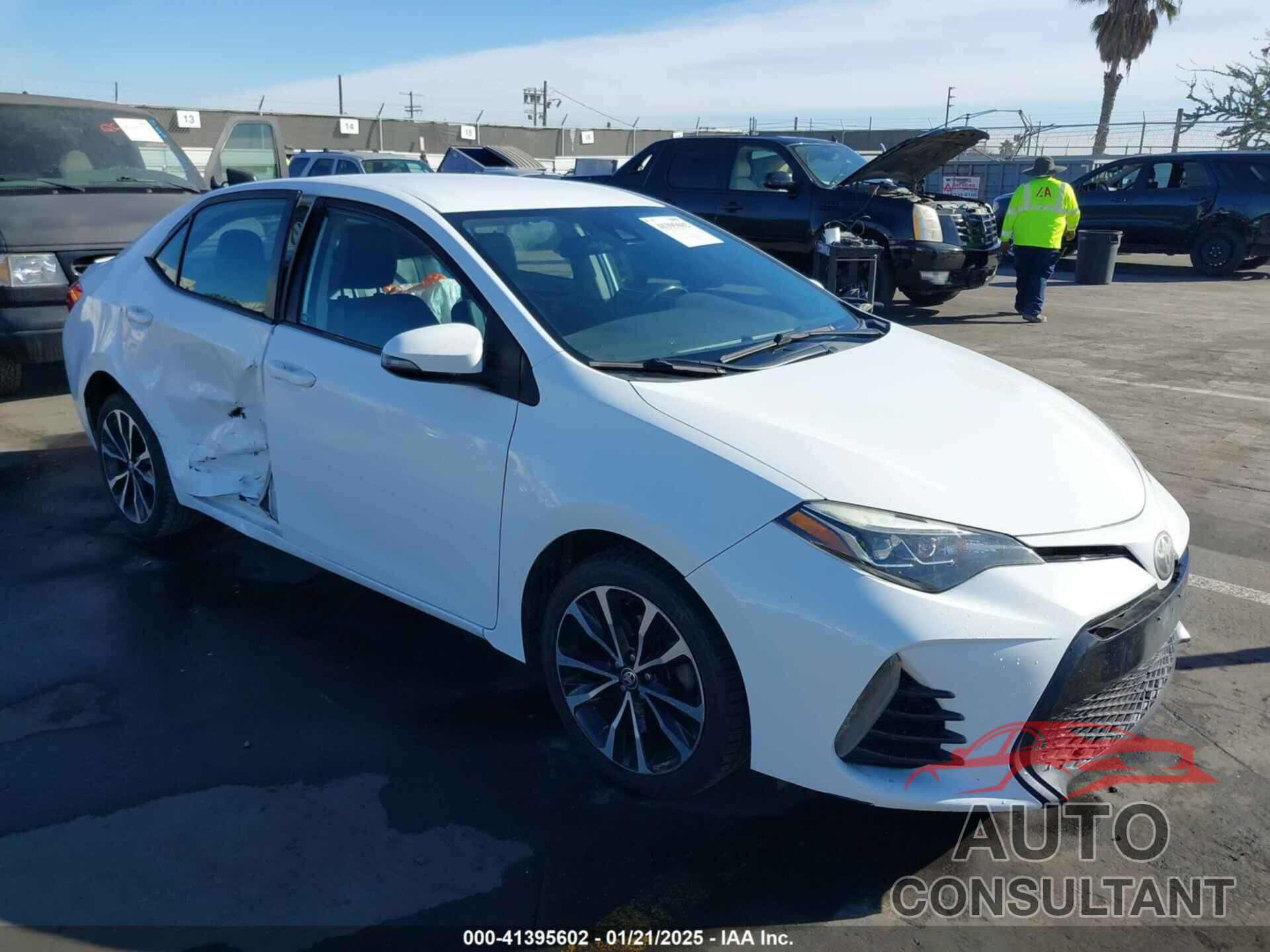 TOYOTA COROLLA 2017 - 5YFBURHE7HP666436