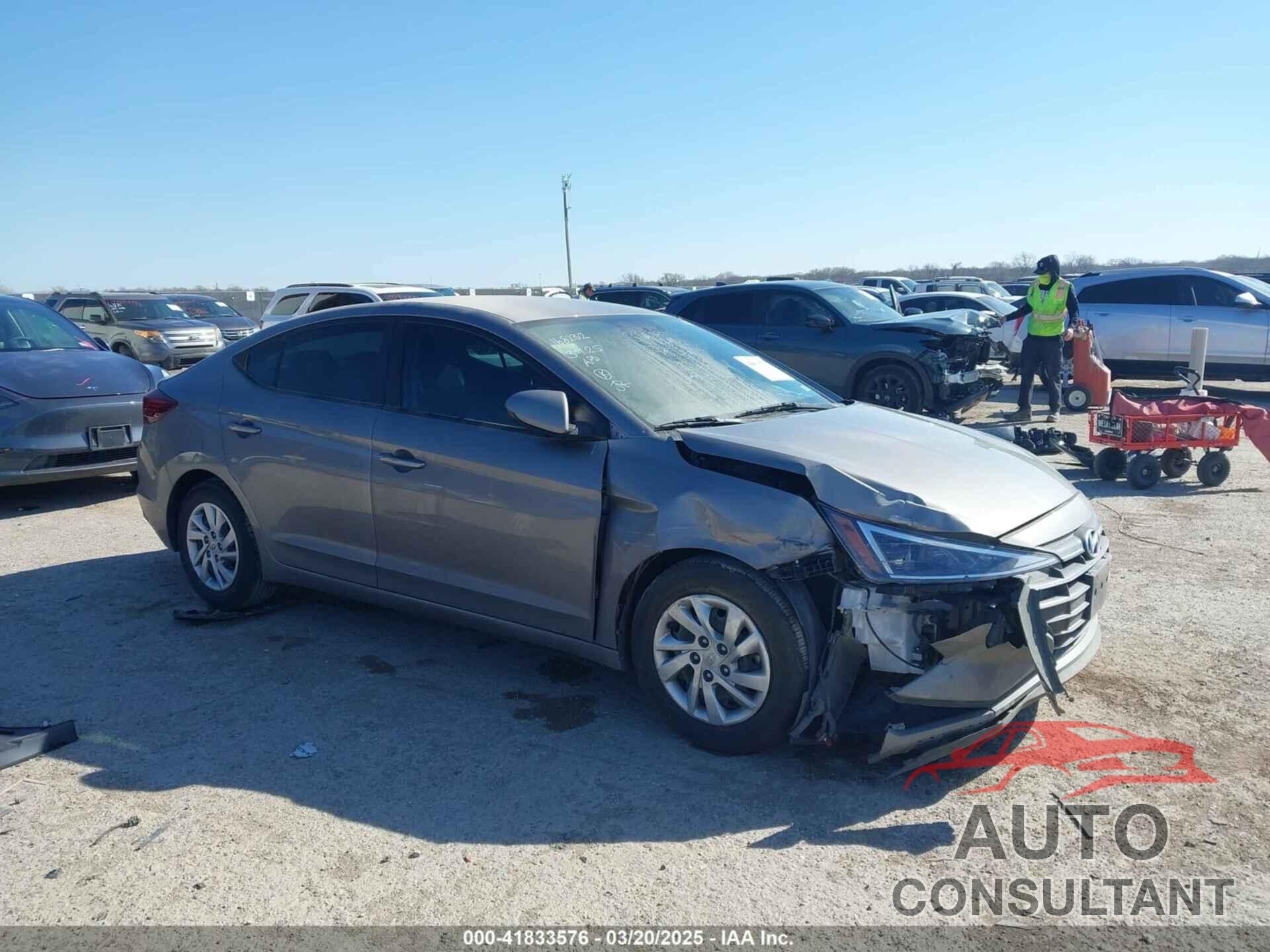 HYUNDAI ELANTRA 2020 - KMHD74LF0LU913385