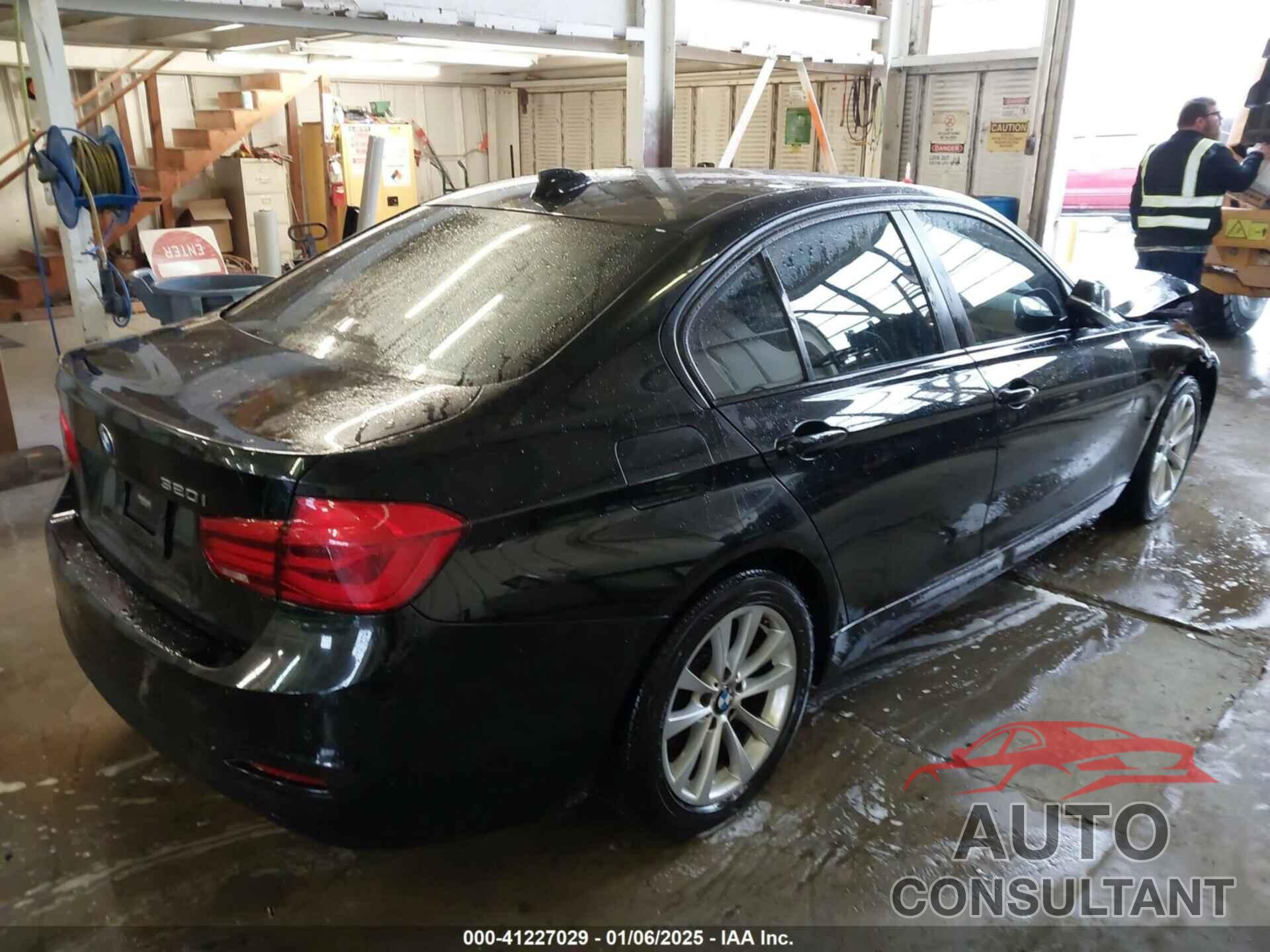 BMW 320I 2016 - WBA8A9C52GK616953