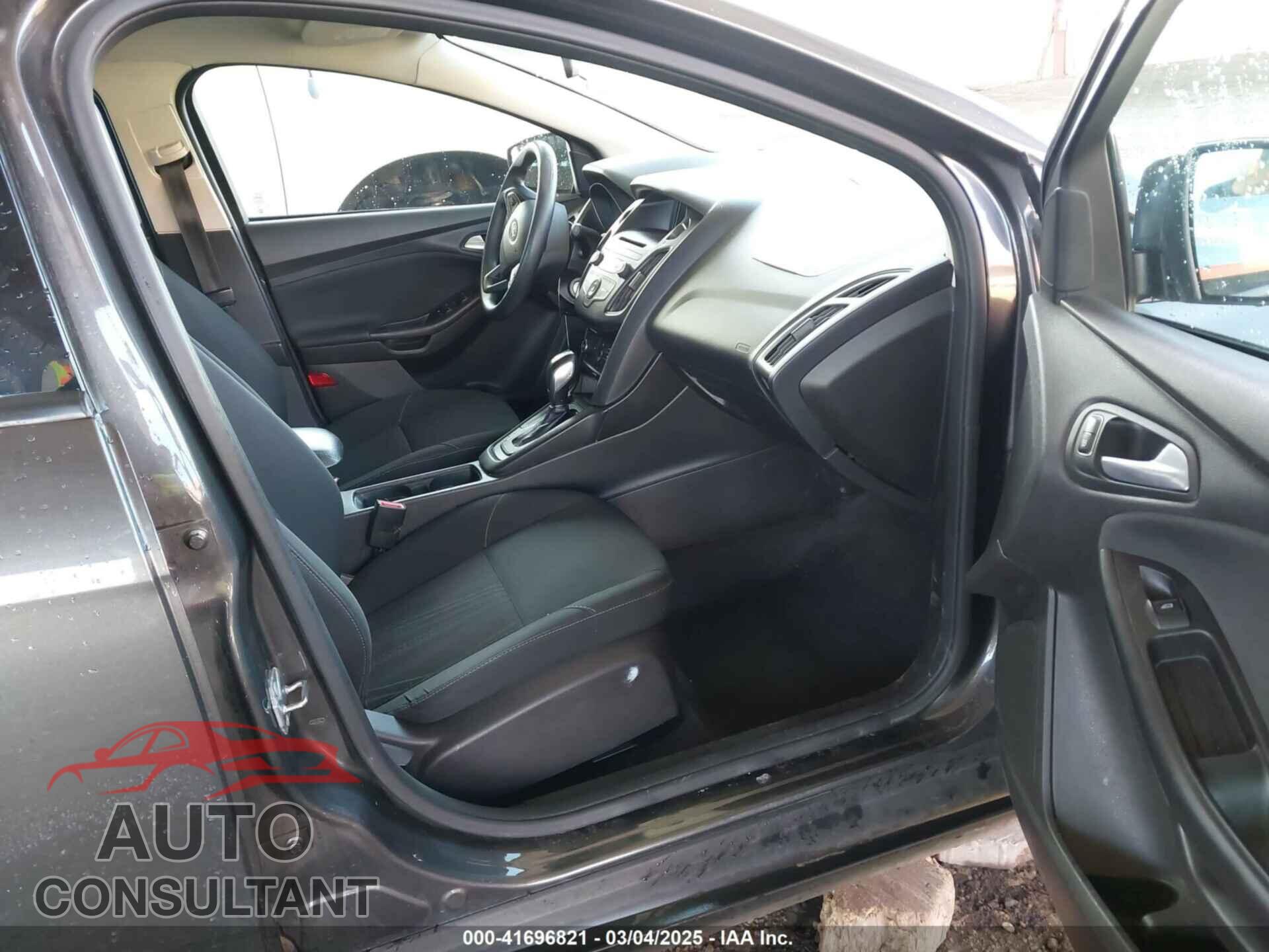 FORD FOCUS 2016 - 1FADP3F28GL330815