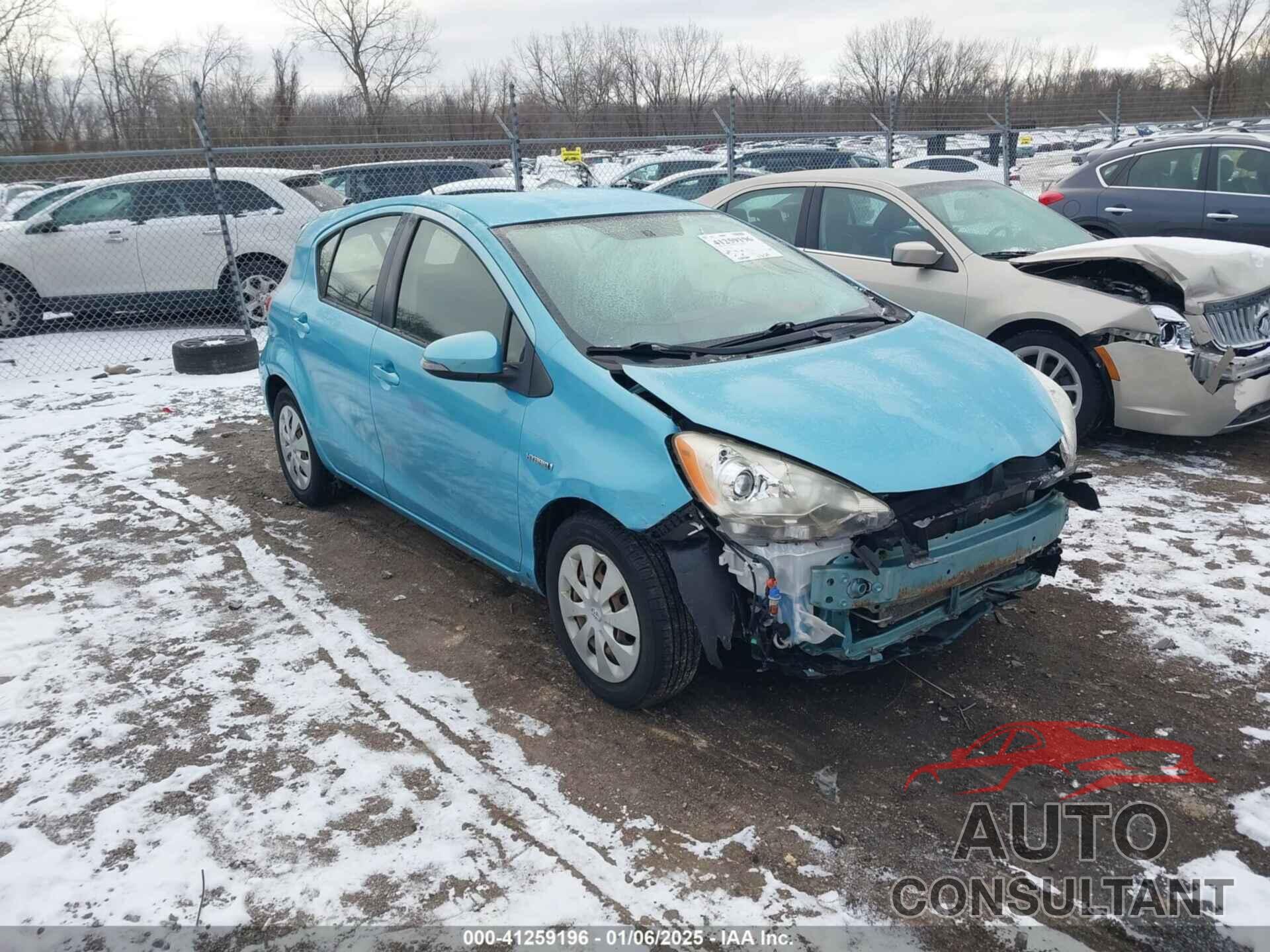TOYOTA PRIUS C 2013 - JTDKDTB37D1031641