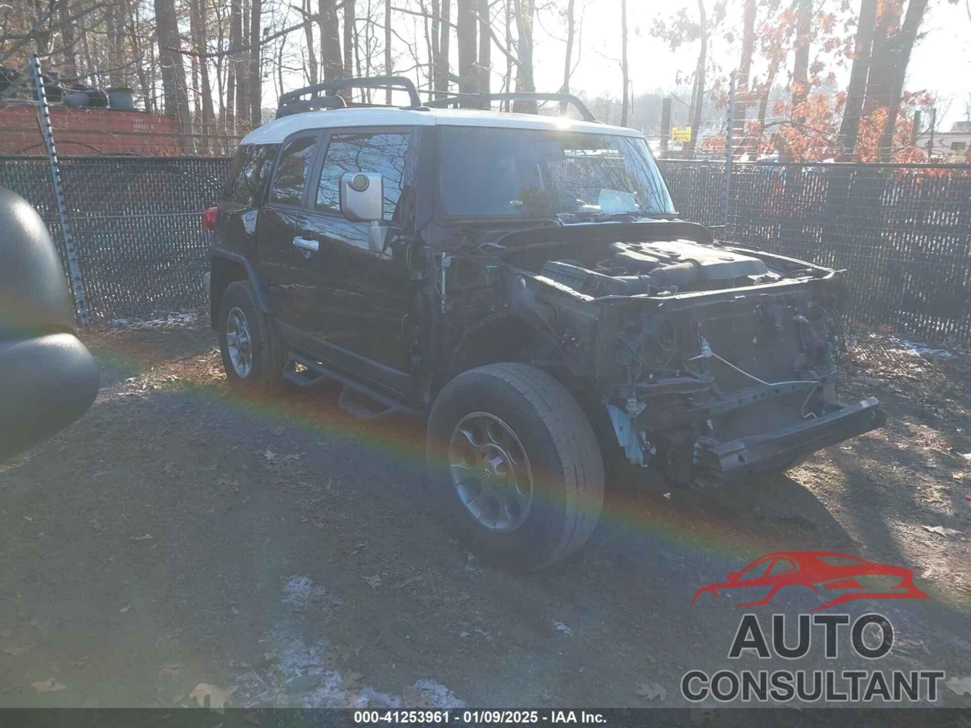 TOYOTA FJ CRUISER 2012 - JTEBU4BF6CK142122