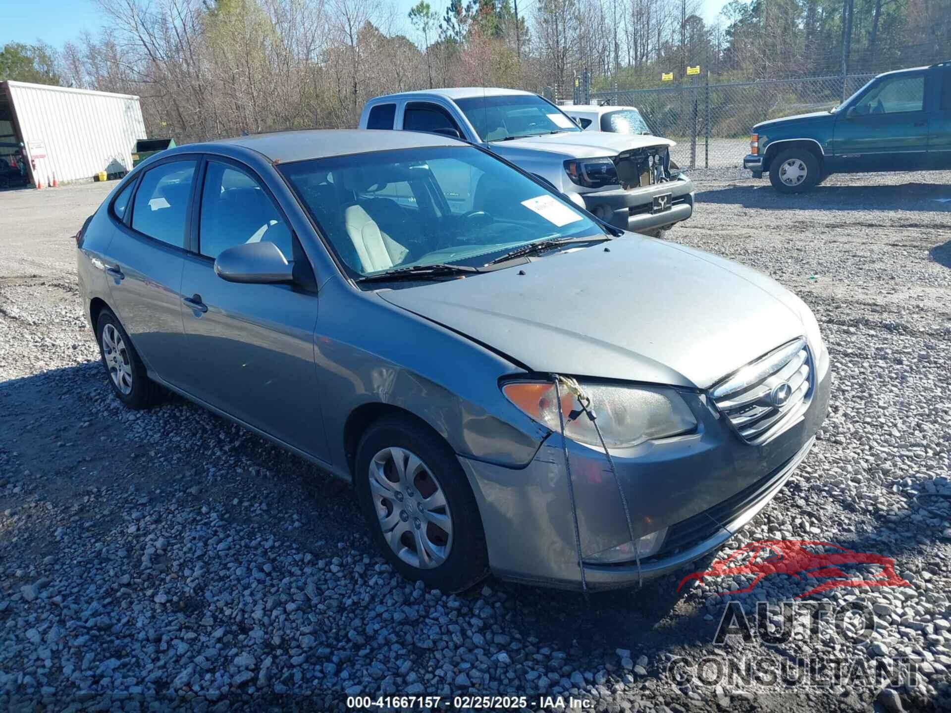 HYUNDAI ELANTRA 2010 - KMHDU4AD5AU184775