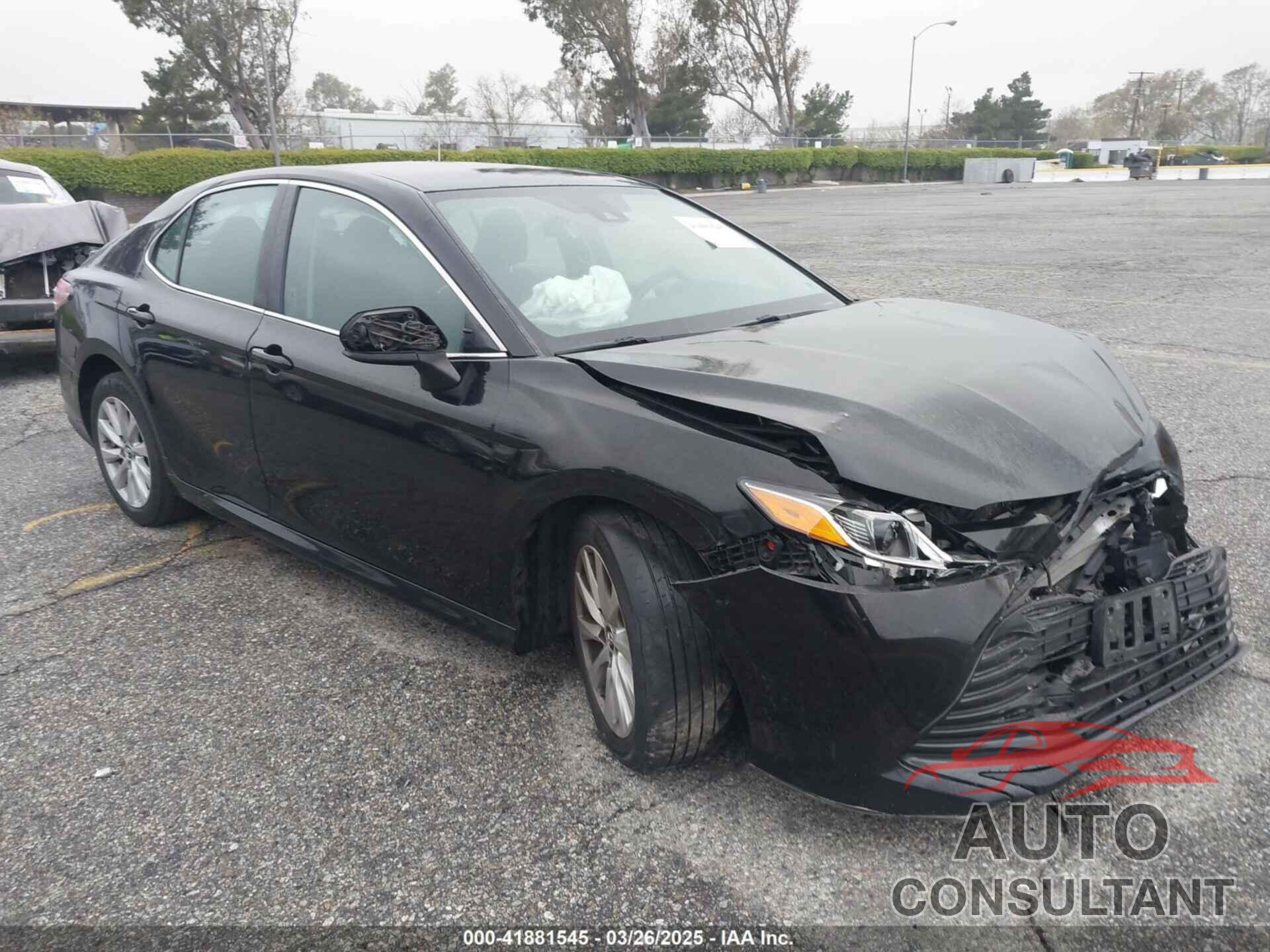TOYOTA CAMRY 2019 - 4T1B11HK0KU185594