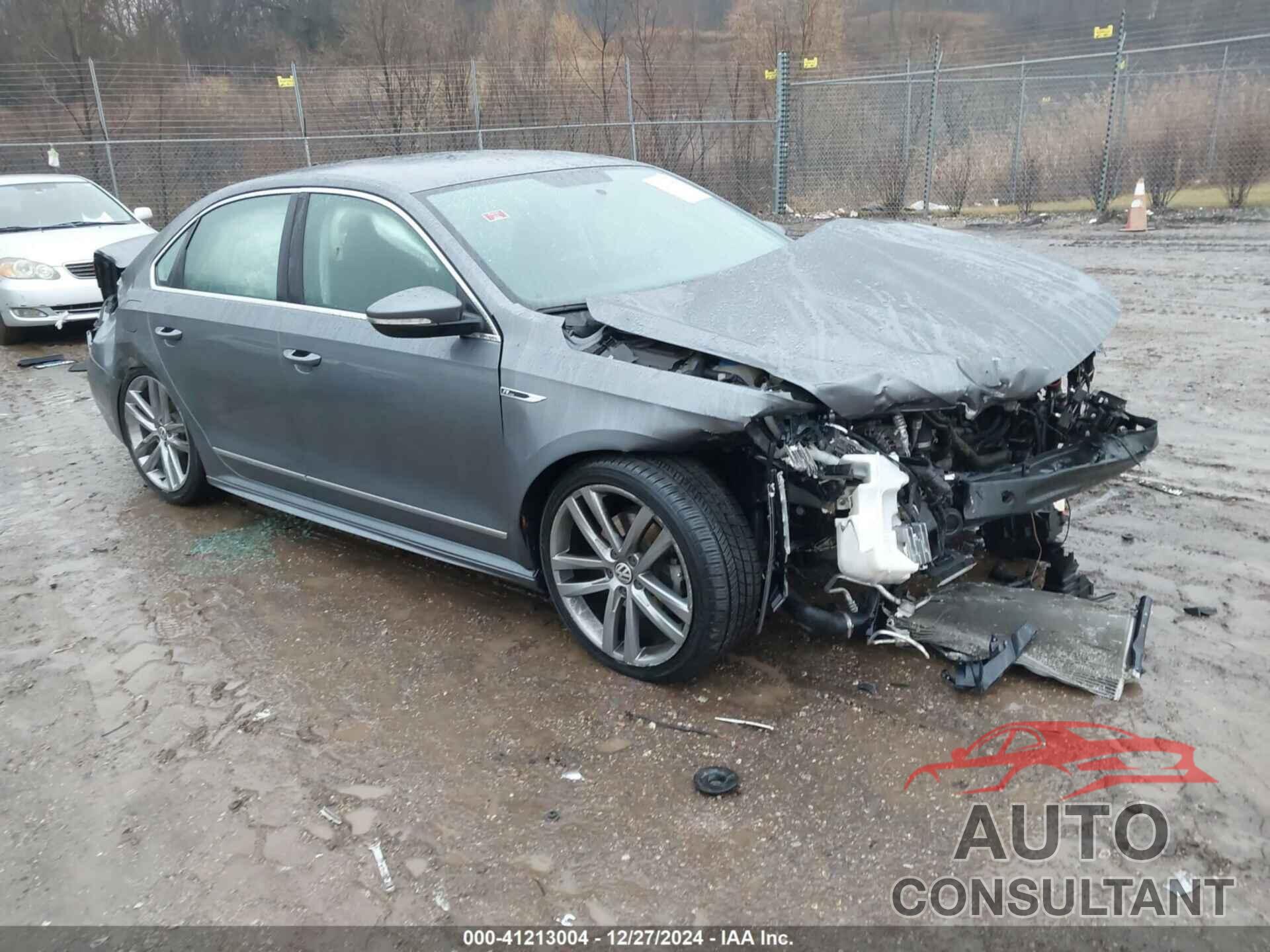 VOLKSWAGEN PASSAT 2017 - 1VWDT7A37HC081421