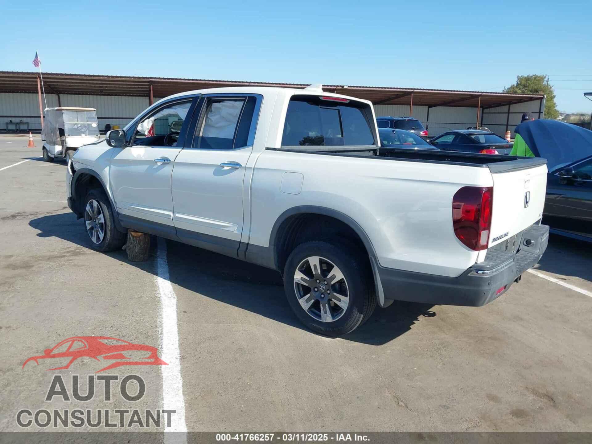 HONDA RIDGELINE 2017 - 5FPYK3F7XHB011188
