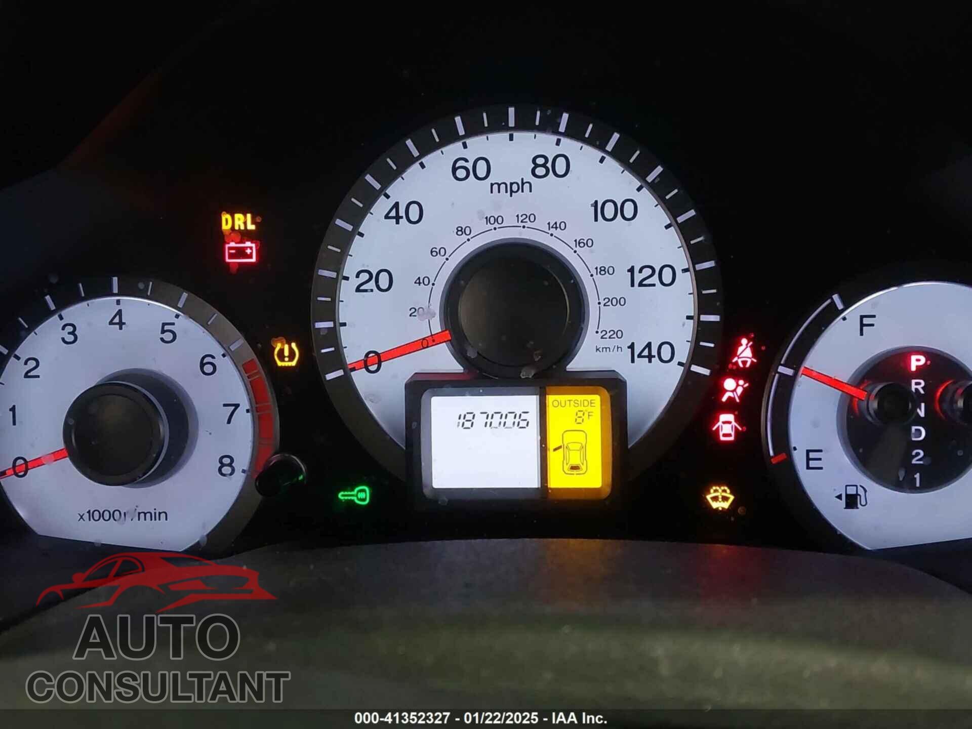 HONDA PILOT 2011 - 5FNYF4H61BB020716