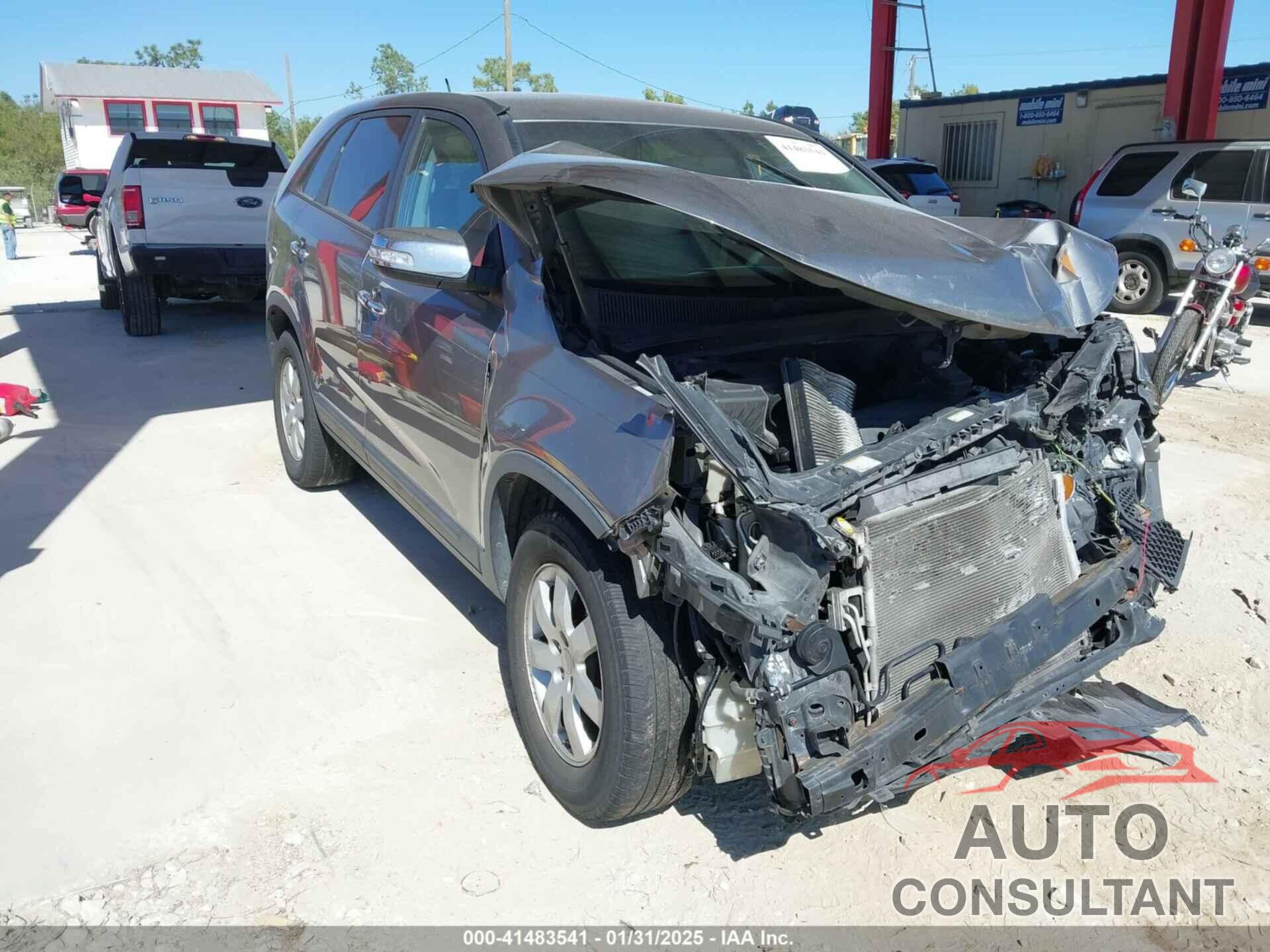 KIA SORENTO 2011 - 5XYKT3A16BG154122