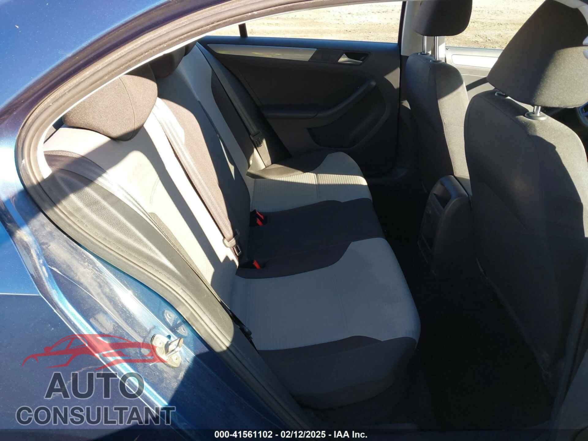 VOLKSWAGEN JETTA 2017 - 3VW2B7AJ4HM282006