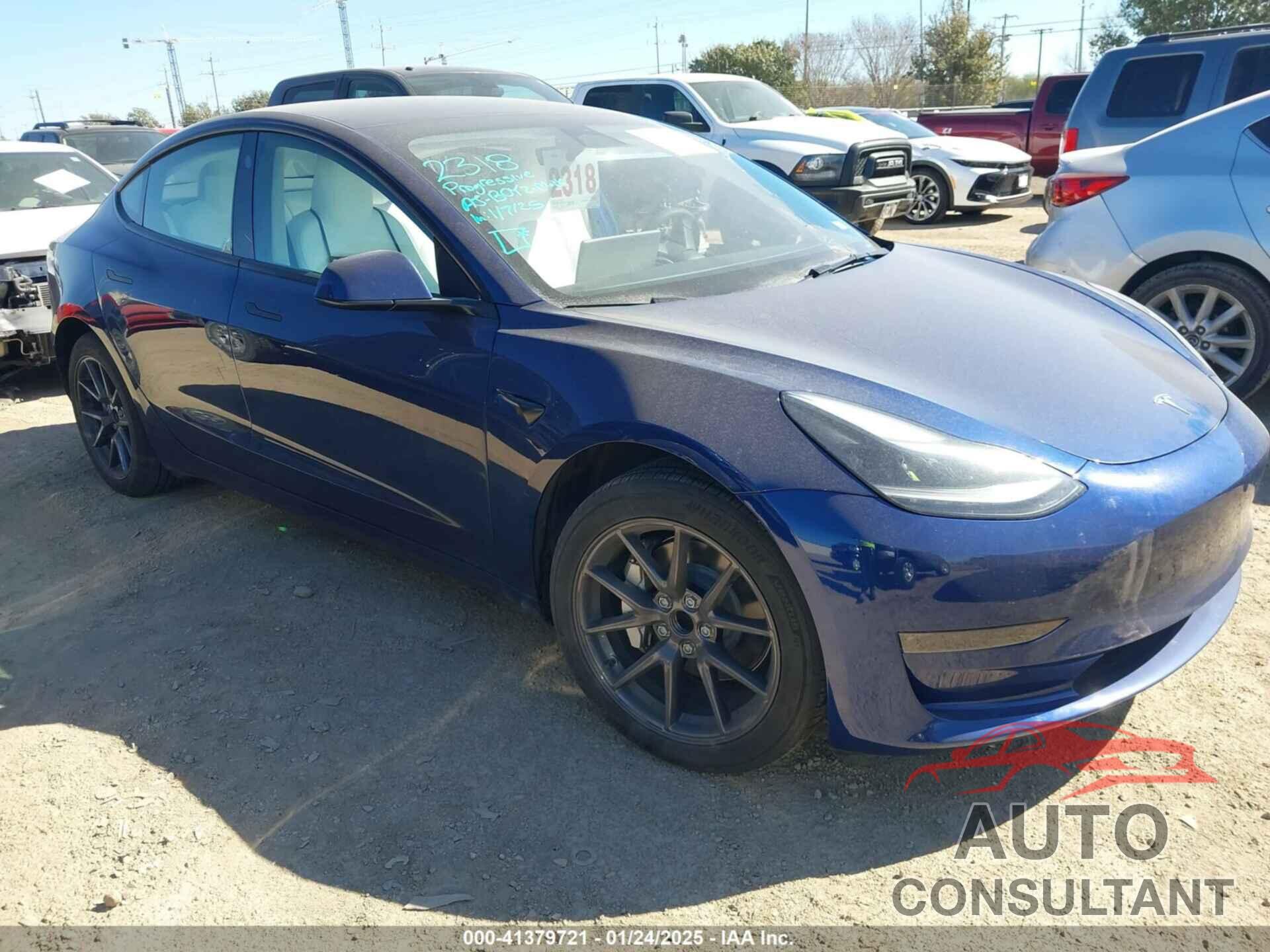 TESLA MODEL 3 2023 - 5YJ3E1EA4PF677859