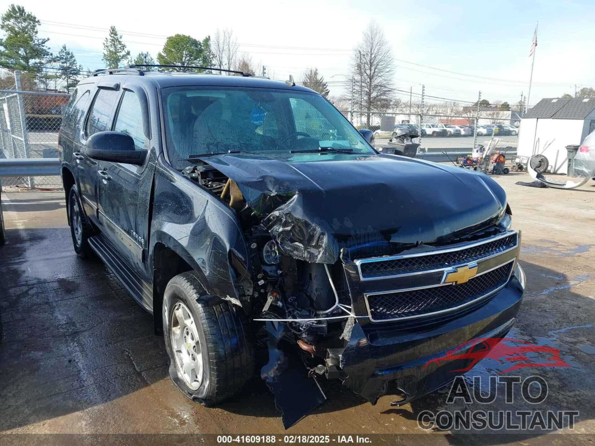 CHEVROLET TAHOE 2014 - 1GNSKBE09ER242934