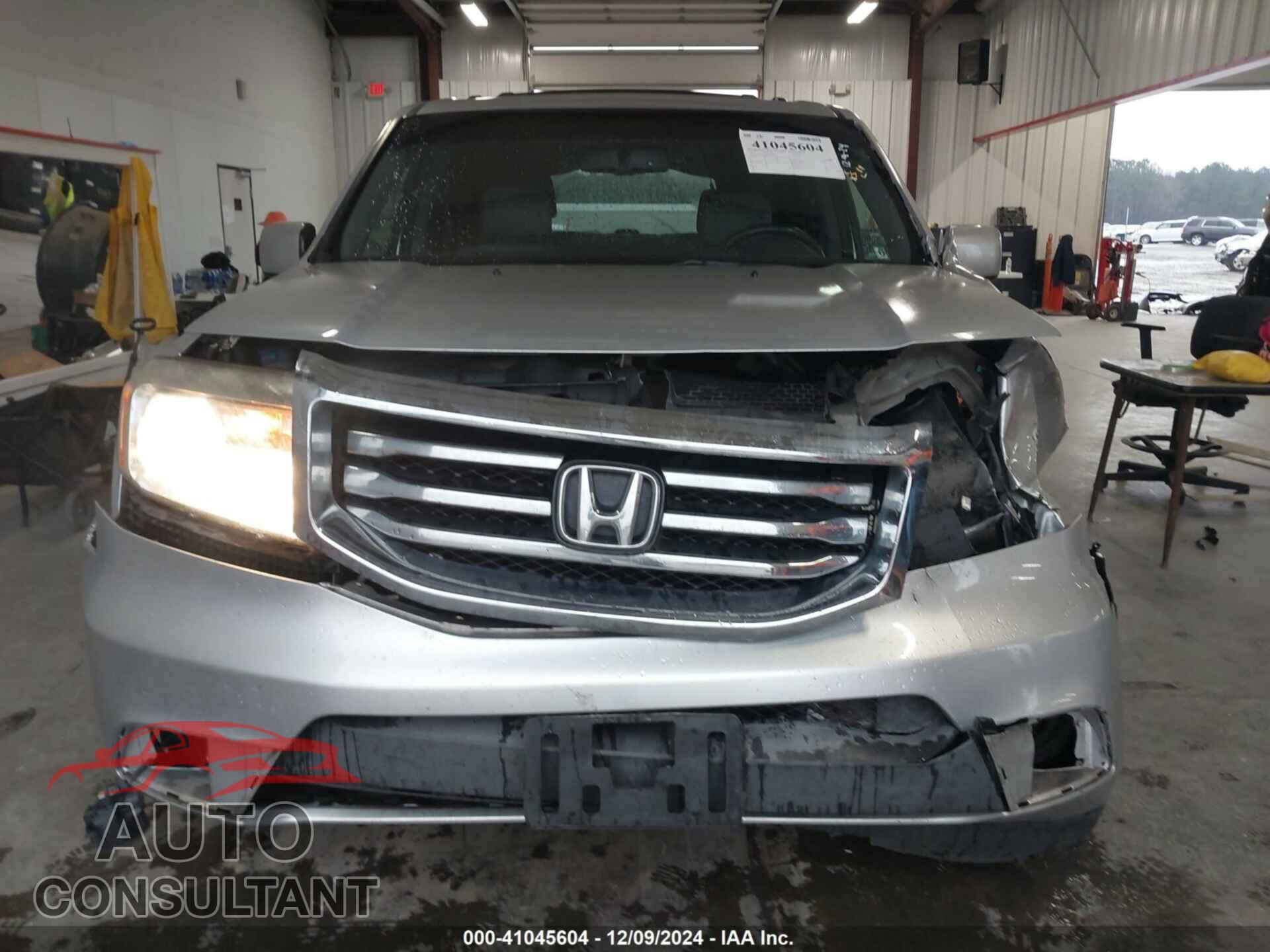 HONDA PILOT 2013 - 5FNYF4H76DB067204