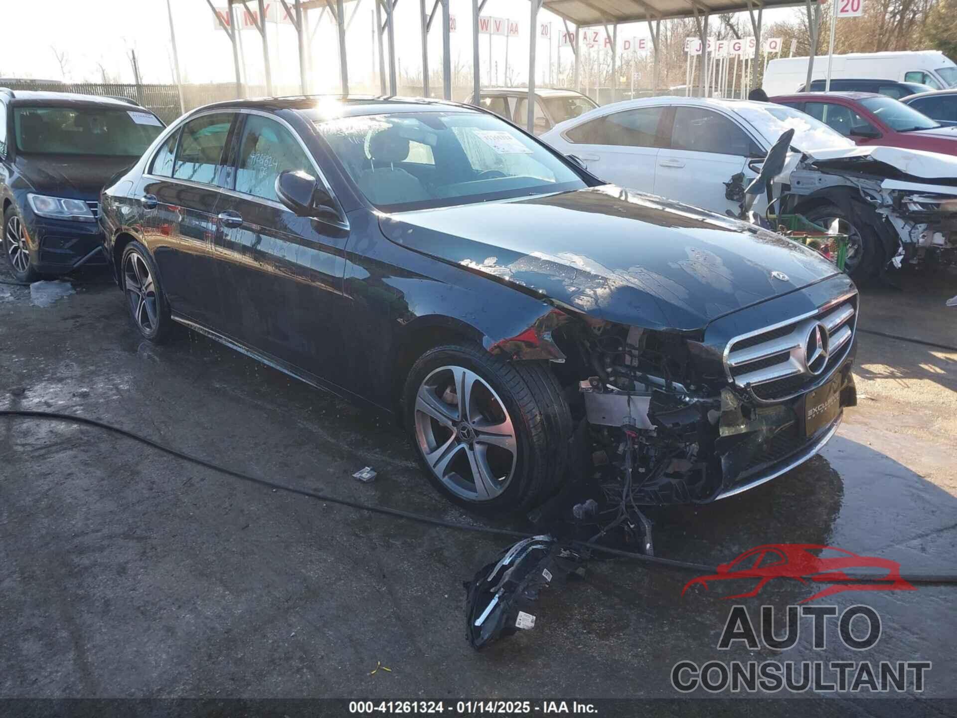 MERCEDES-BENZ E 300 2018 - WDDZF4KB5JA365156
