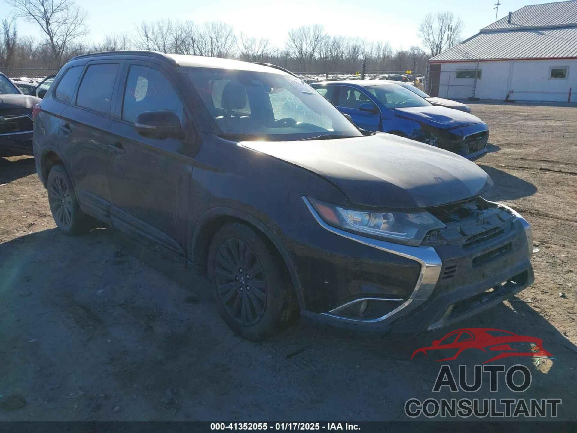 MITSUBISHI OUTLANDER 2020 - JA4AZ3A36LZ031803