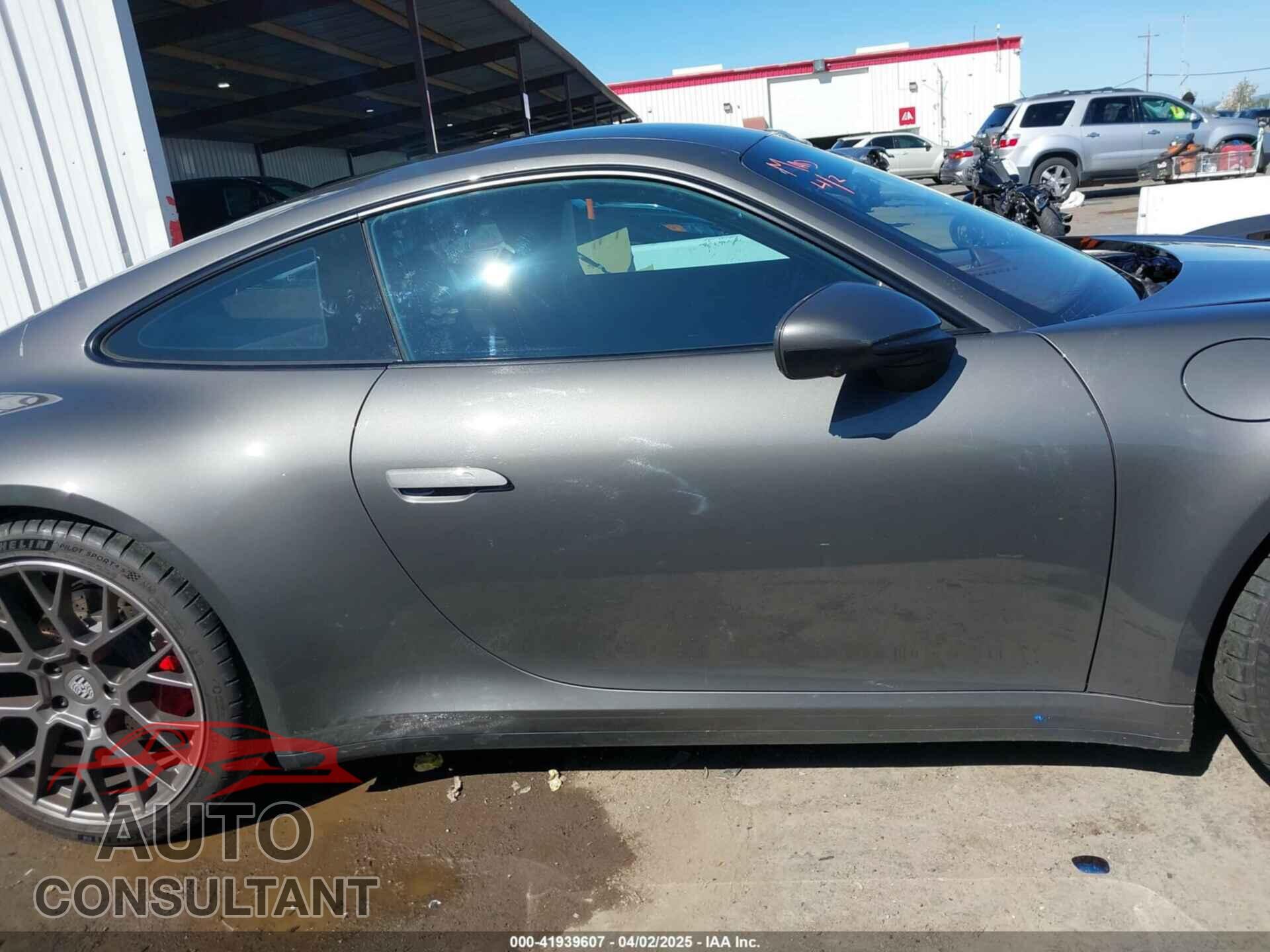 PORSCHE 911 2022 - WP0AB2A95NS220866