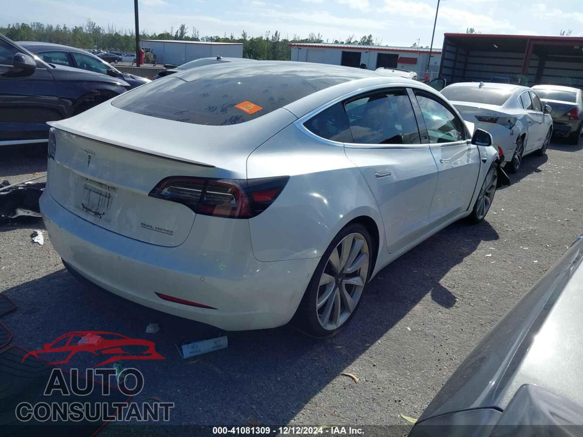 TESLA MODEL 3 2018 - 5YJ3E1EB4JF081781