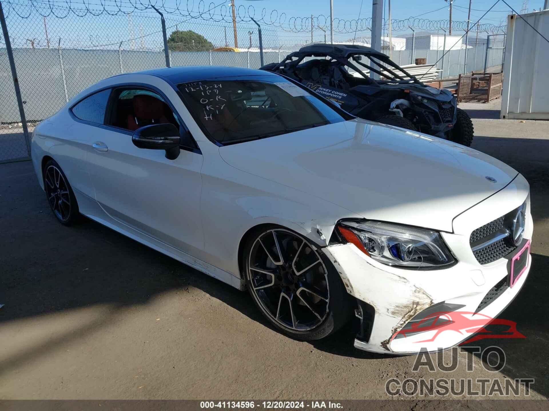 MERCEDES-BENZ C 300 2023 - W1KWJ8DBXPG117545