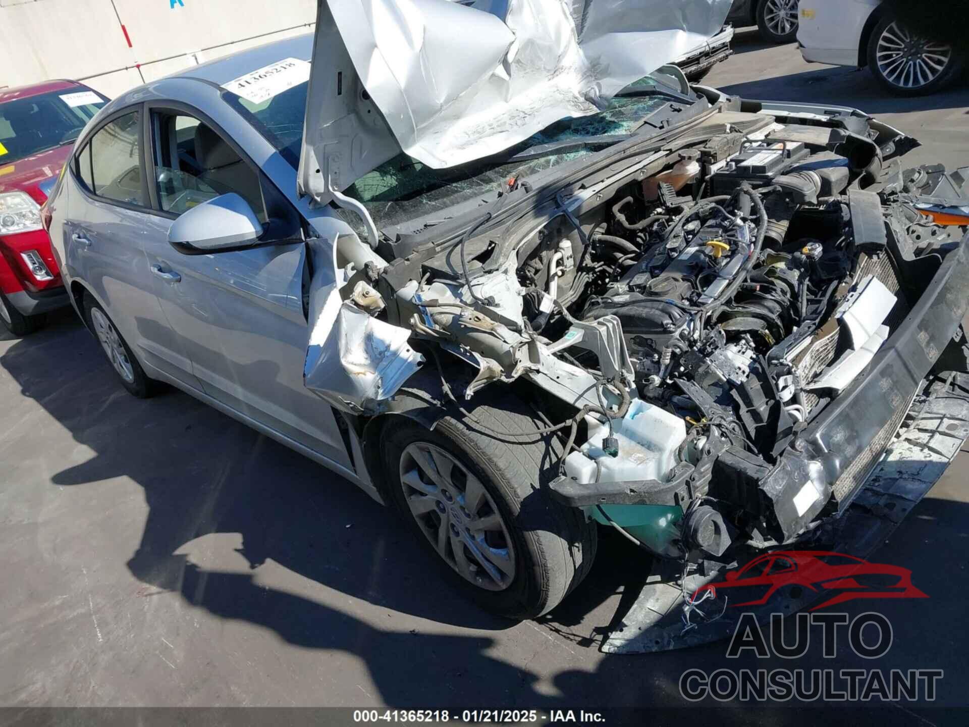 HYUNDAI ELANTRA 2019 - 5NPD74LF5KH495368