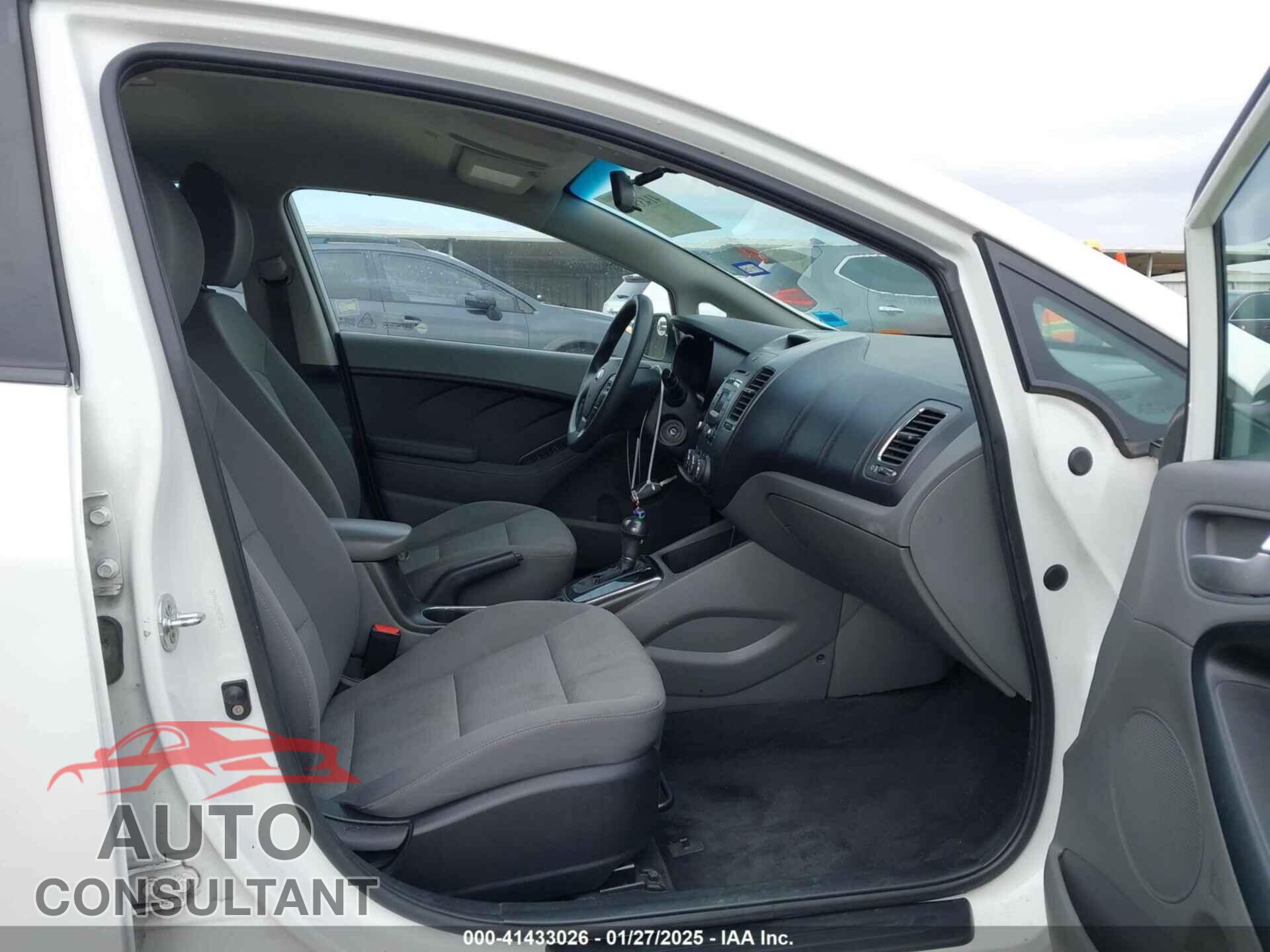 KIA FORTE 2017 - 3KPFK4A79HE089531
