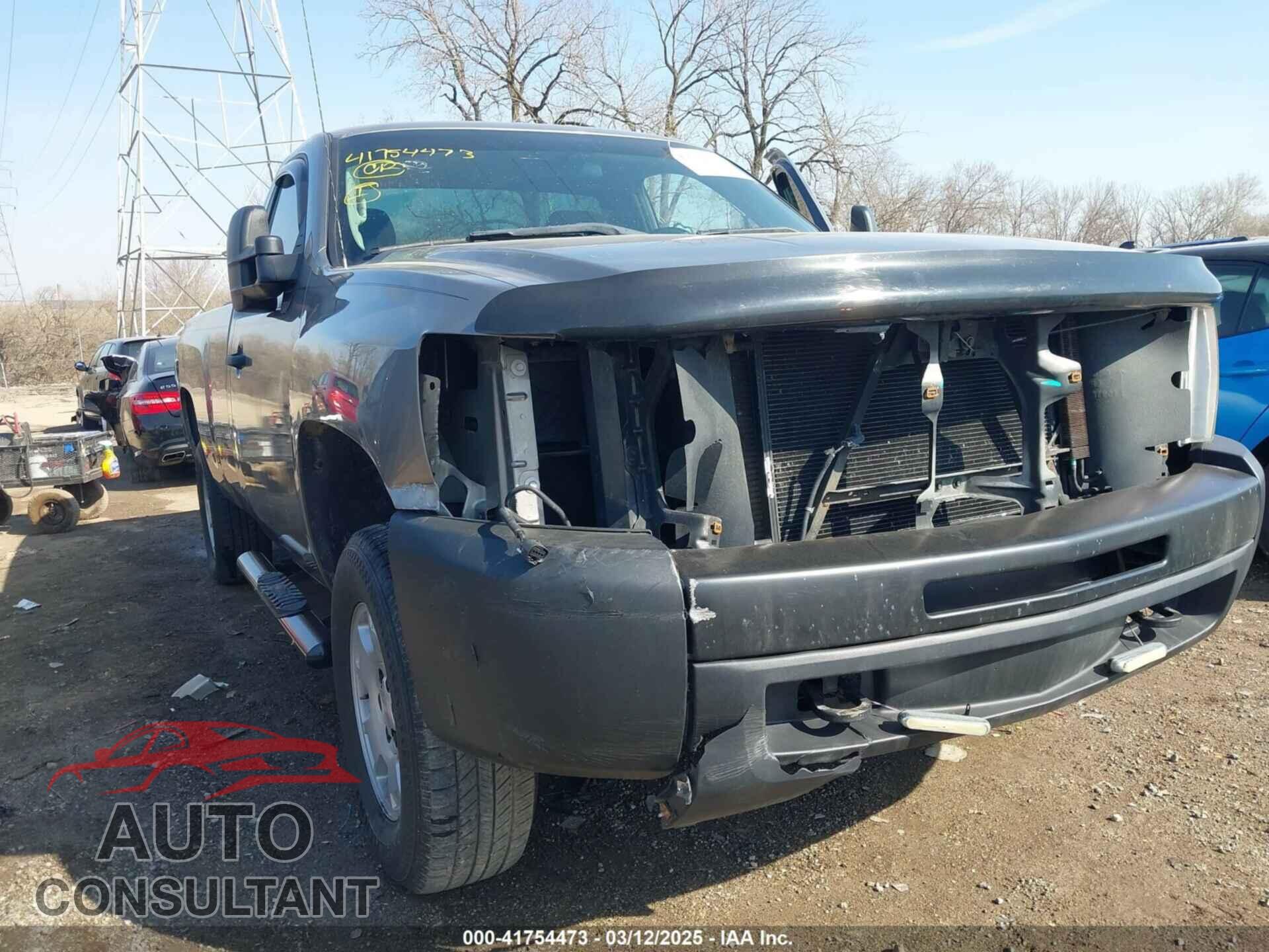 CHEVROLET SILVERADO 1500 2013 - 1GCNKPEX2DZ323403