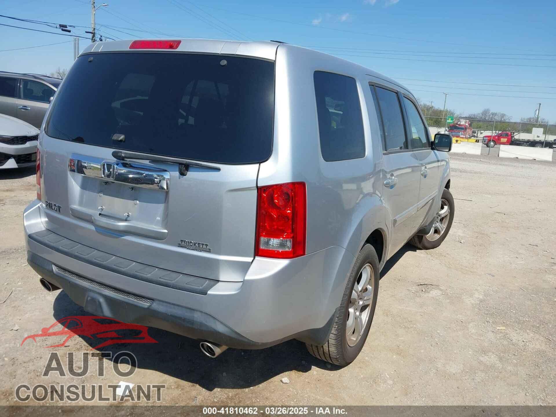 HONDA PILOT 2013 - 5FNYF3H52DB041417