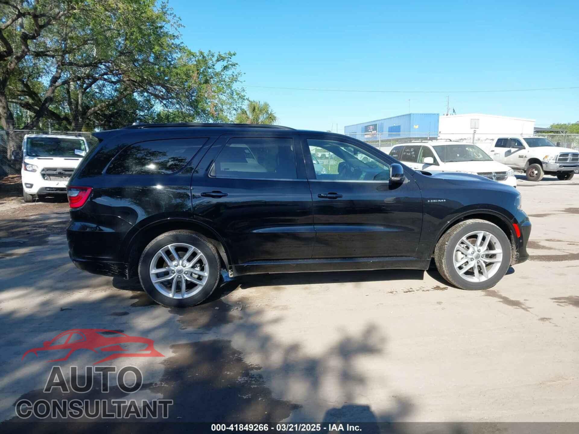 DODGE DURANGO 2023 - 1C4SDHCT0PC553242