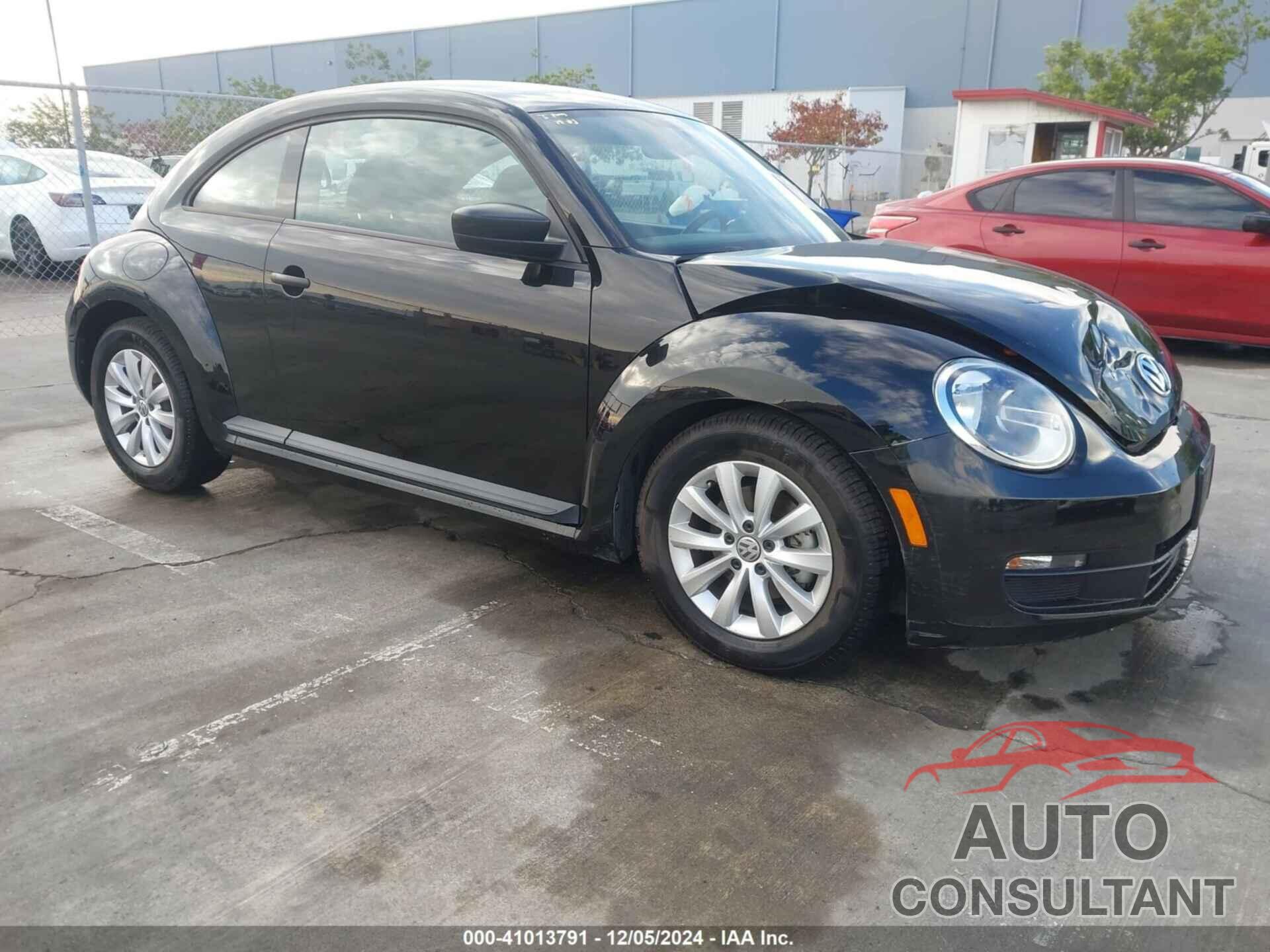 VOLKSWAGEN BEETLE 2015 - 3VWF17AT9FM609695